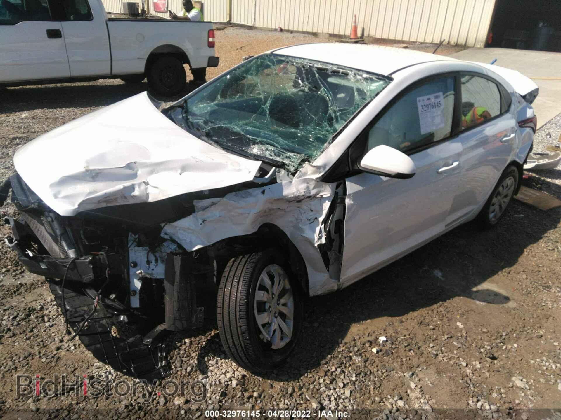 2019 HYUNDAI ACCENT - VIN: 3KPC24A35KE074242 - Фото 2