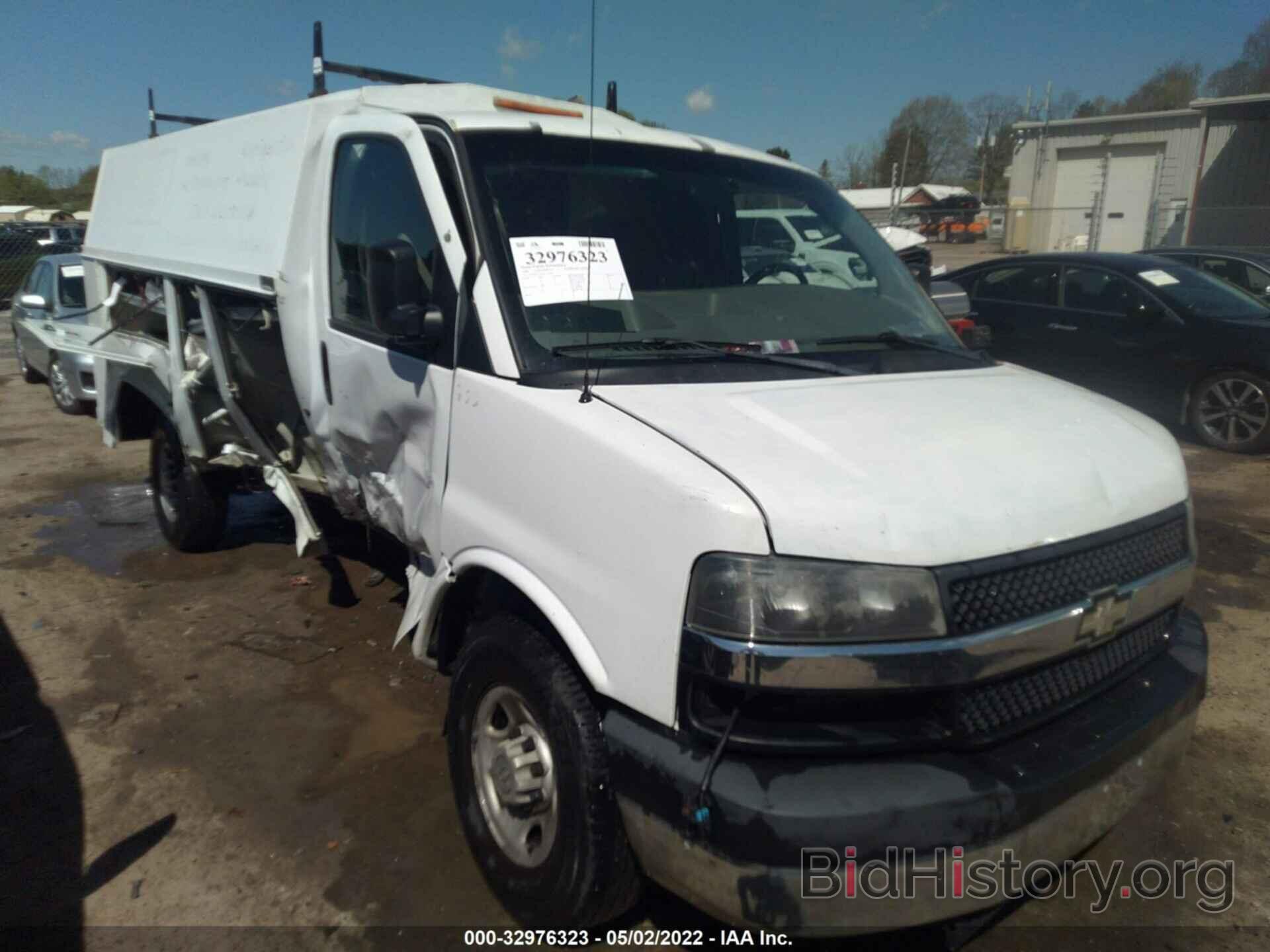 Photo 1GBHG31KX81113044 - CHEVROLET EXPRESS COMMERCIAL 2008