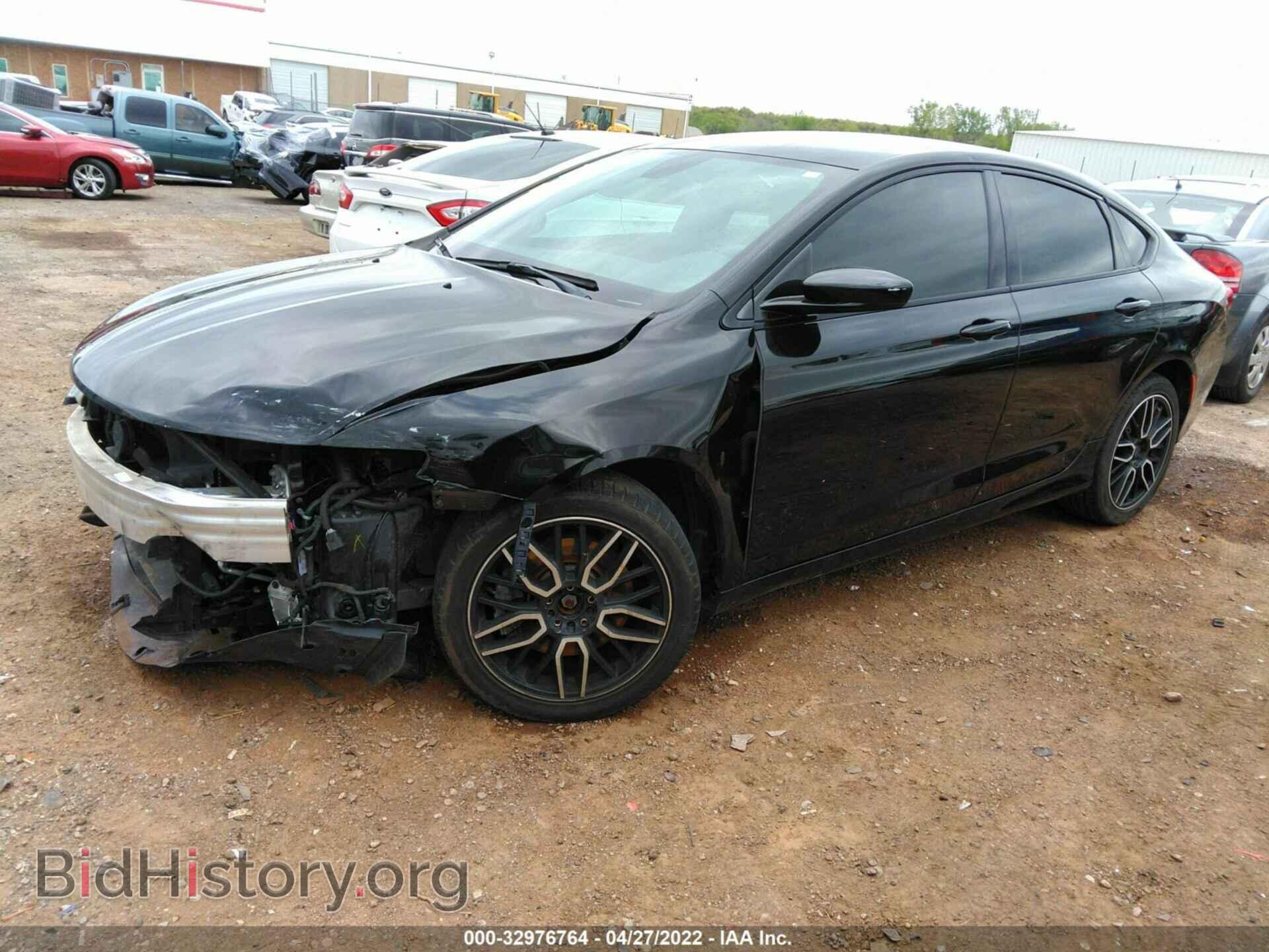 2015 CHRYSLER 200 - VIN: 1C3CCCDG3FN543792 - Фото 2