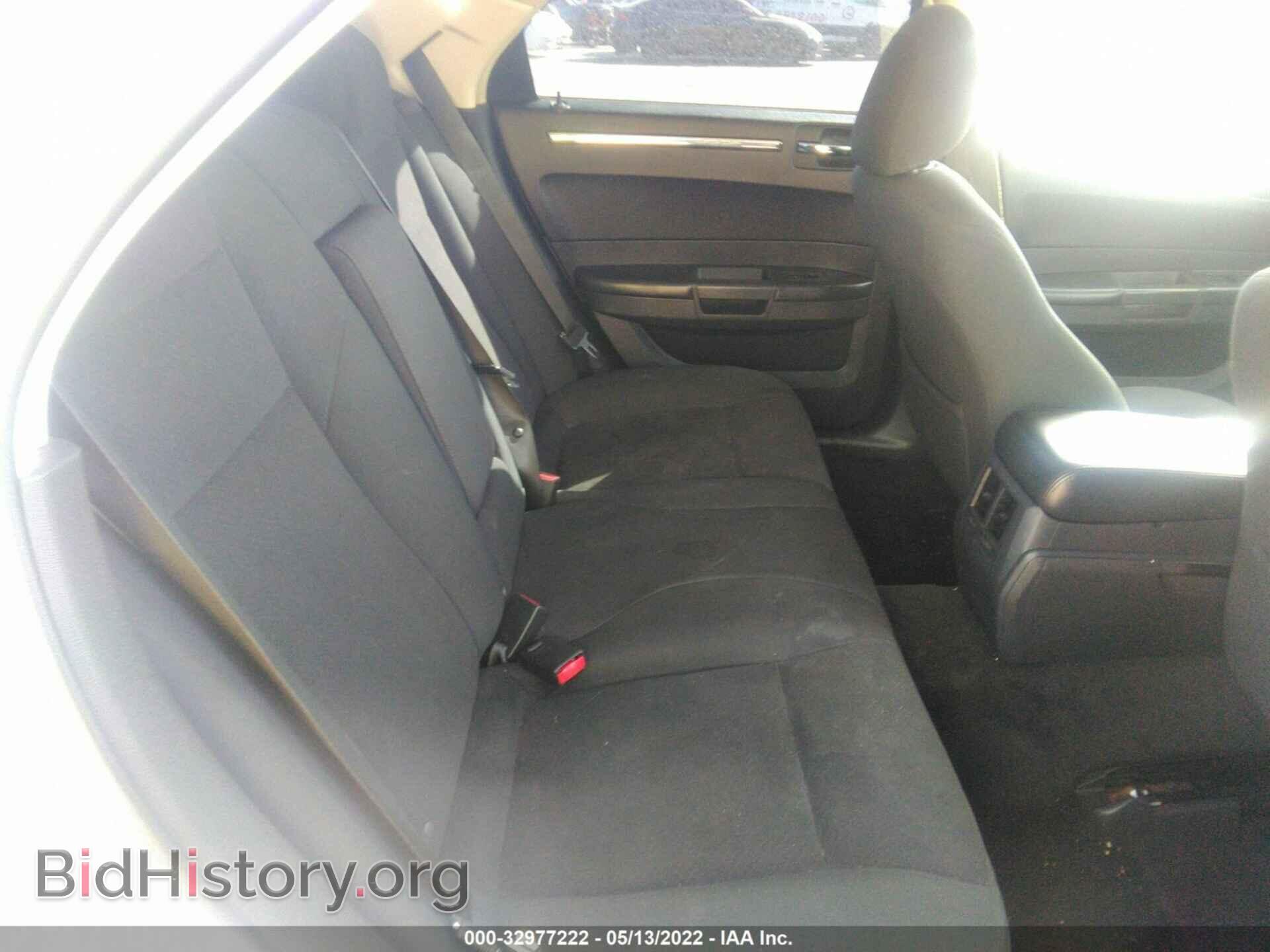 2010 CHRYSLER 300 - VIN: 2C3CA4CD2AH238188 - Фото 8