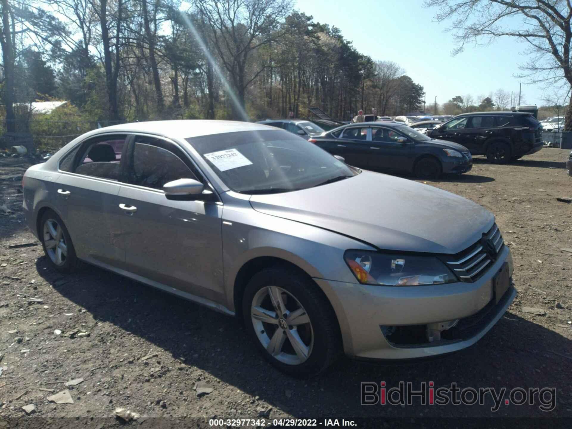 Photo 1VWAT7A31EC048848 - VOLKSWAGEN PASSAT 2014