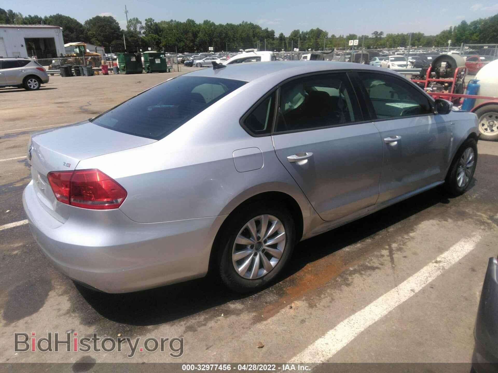 2014 VOLKSWAGEN PASSAT - VIN: 1VWAT7A36EC116190 - Photo 4