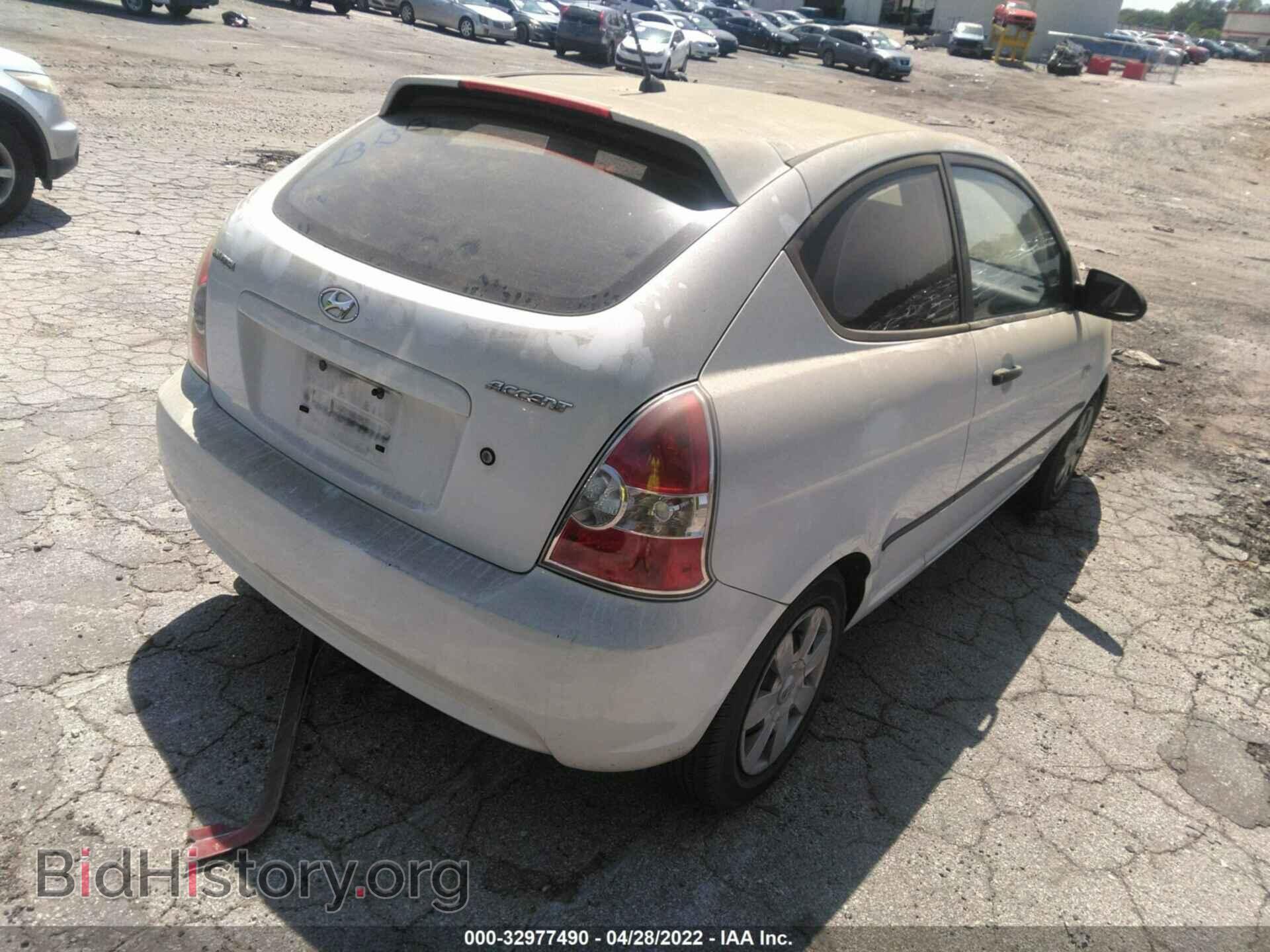 2007 HYUNDAI ACCENT - VIN: KMHCM36C57U011126 - Фото 4