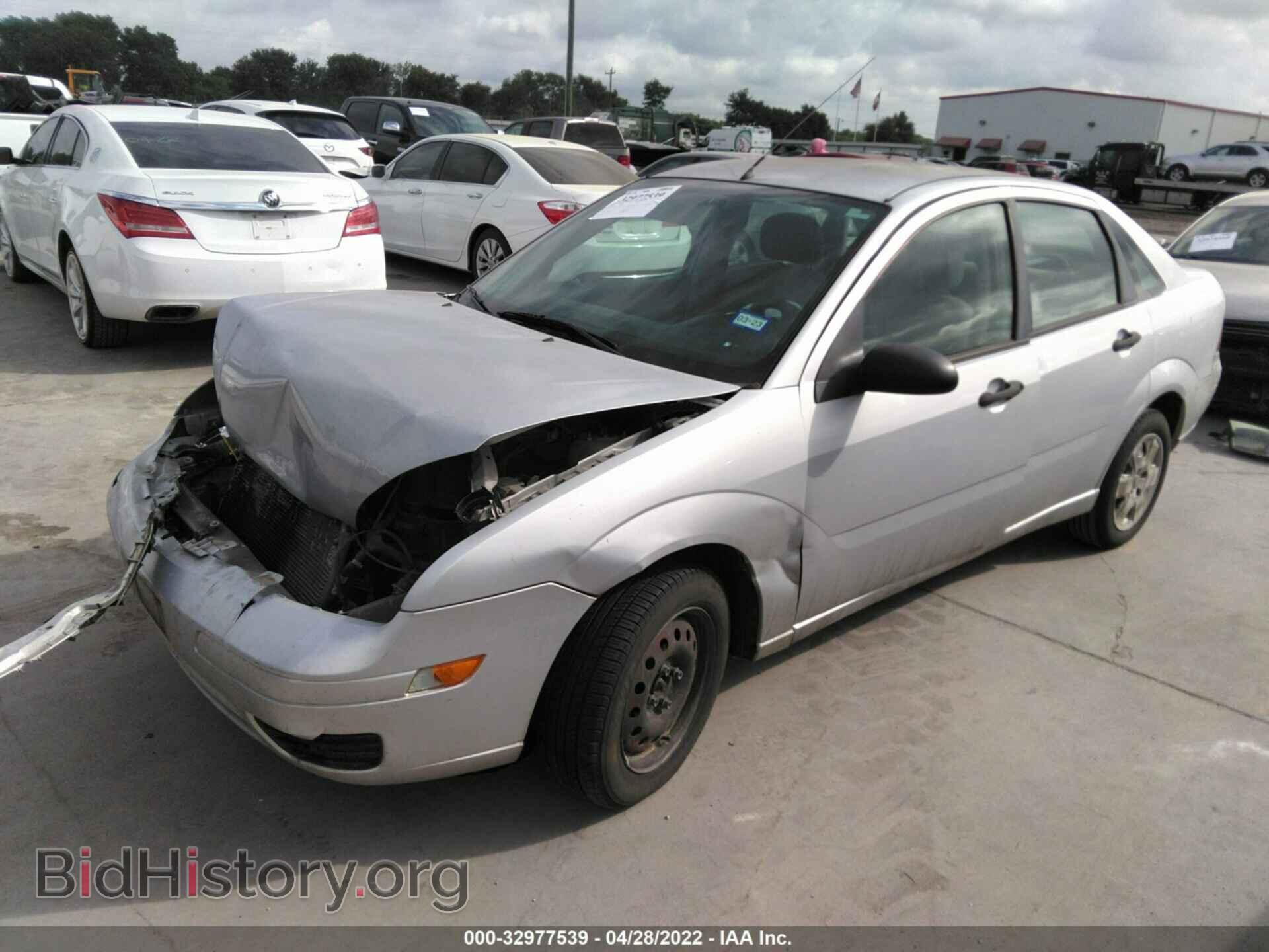 2007 FORD FOCUS - VIN: 1FAFP34N27W280241 - Фото 2
