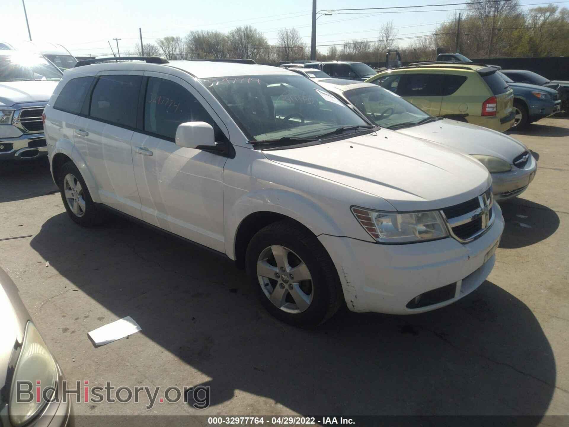 Фотография 3D4PG5FV2AT150614 - DODGE JOURNEY 2010