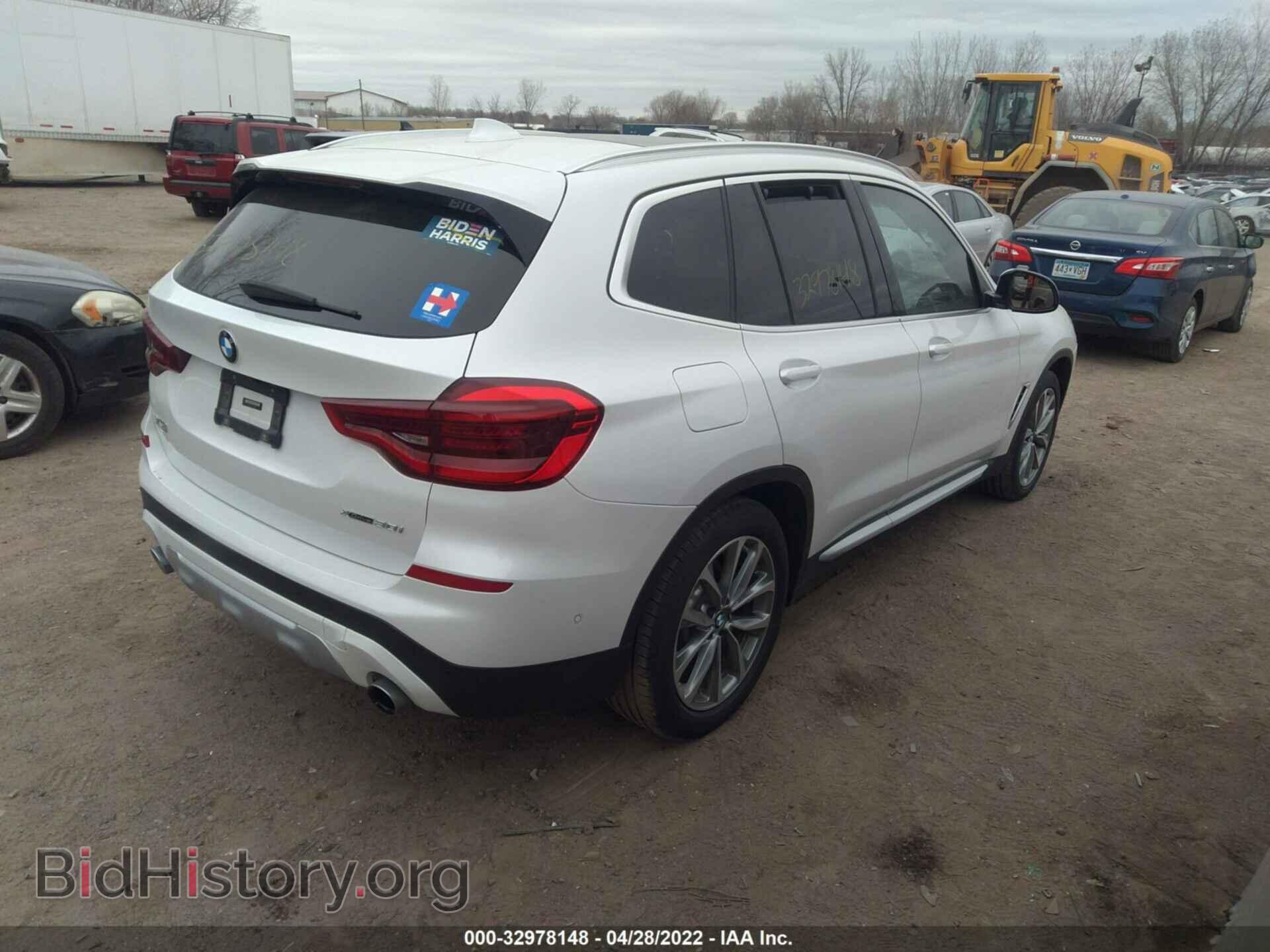 2018 BMW X3 - VIN: 5UXTR9C55JLD71946 - Фото 4