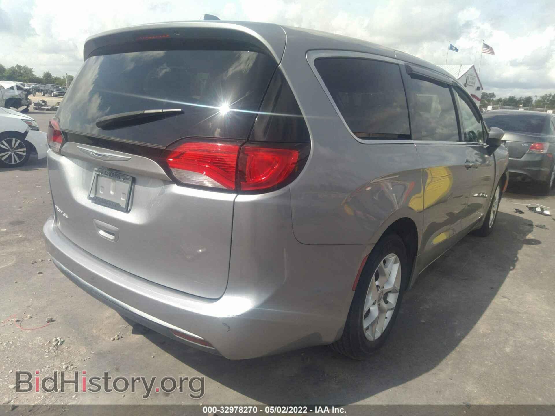 2017 CHRYSLER PACIFICA - VIN: 2C4RC1BG2HR823965 - Photo 4