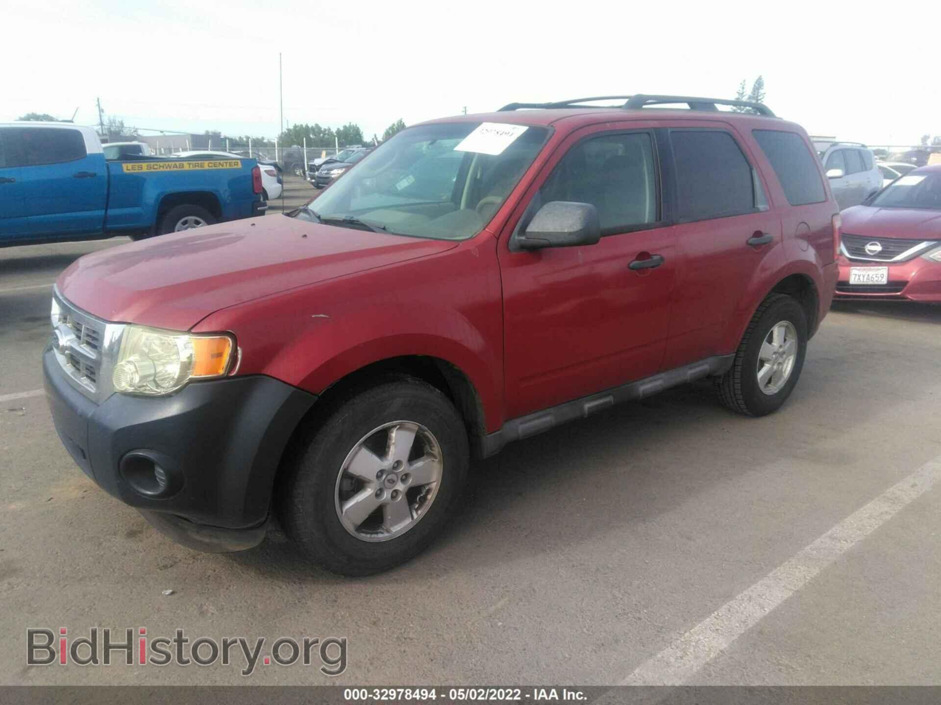 2010 FORD ESCAPE - VIN: 1FMCU0C78AKB18731 - Фото 2