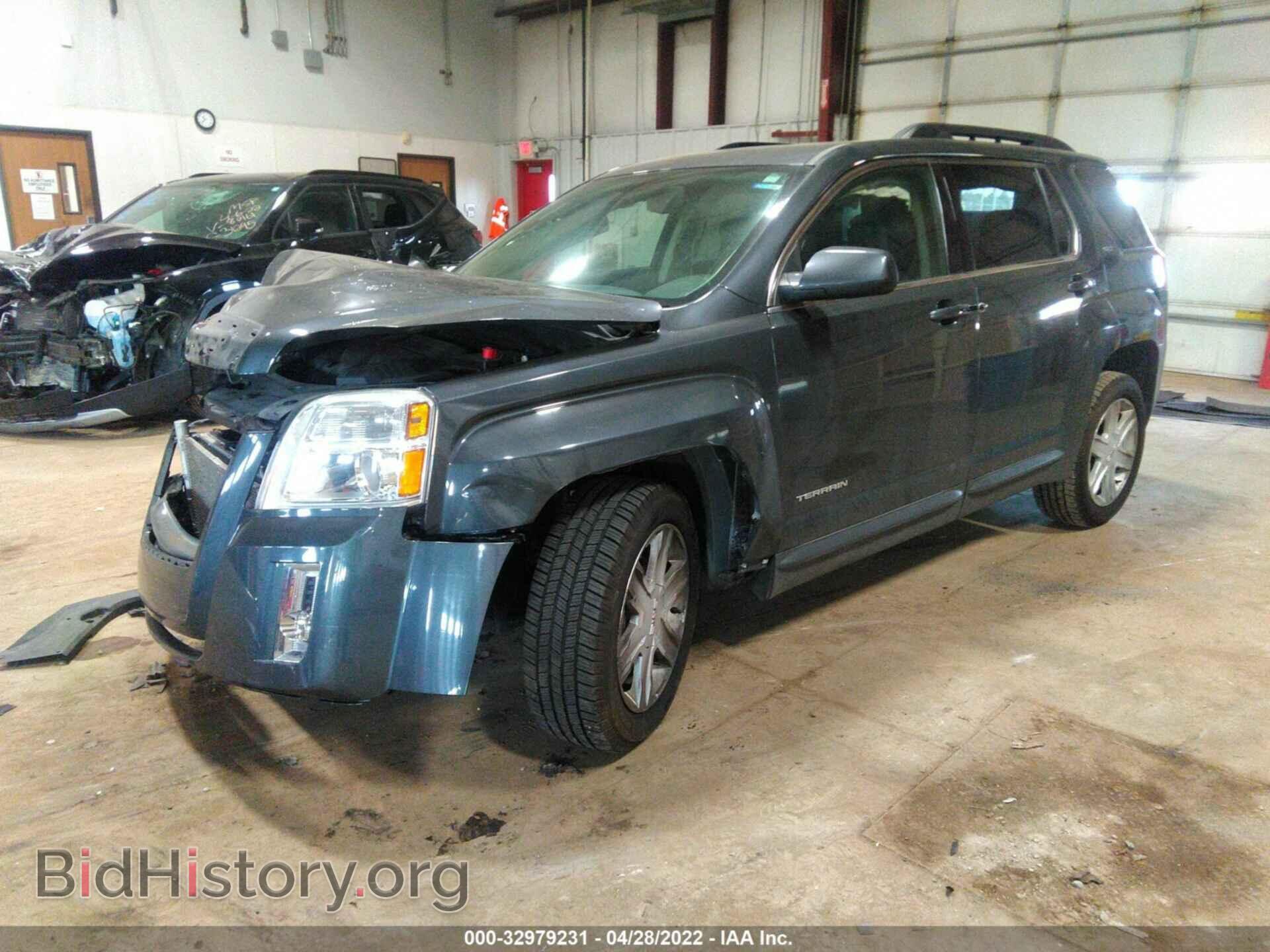 2011 GMC TERRAIN - VIN: 2CTFLVE58B6421563 - Photo 2