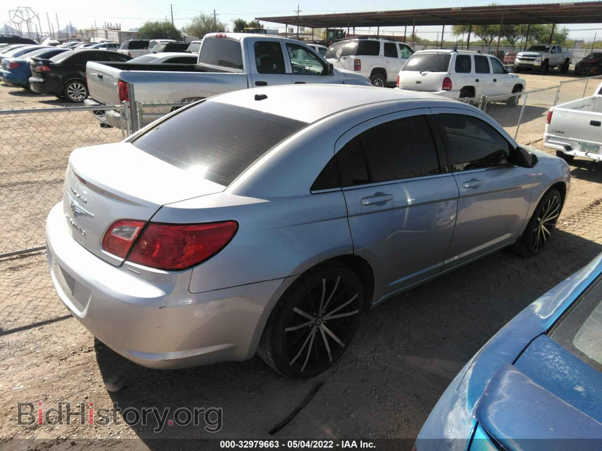 2010 CHRYSLER SEBRING - VIN: 1C3CC4FB5AN141417 - Фото 4