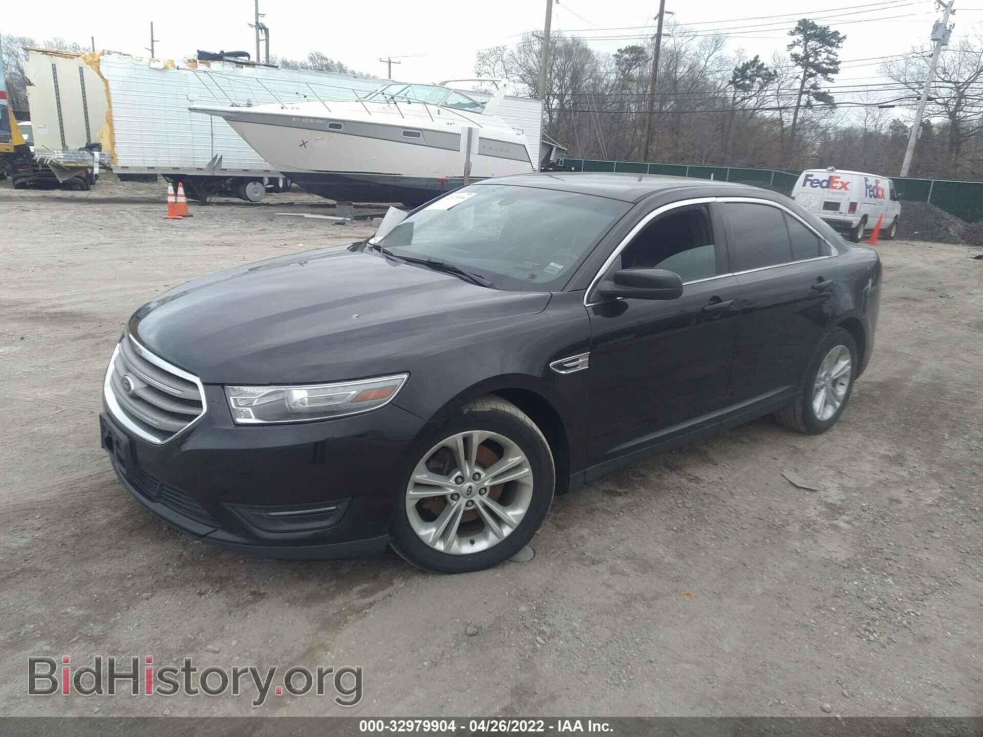 2013 FORD TAURUS - VIN: 1FAHP2E85DG126205 - Фото 2