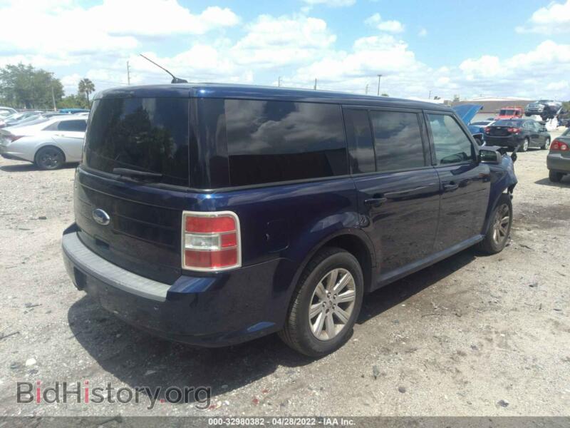 2011 Ford FLEX (VIN 2FMGK5BC0BBD17660) — фото 4 из 11