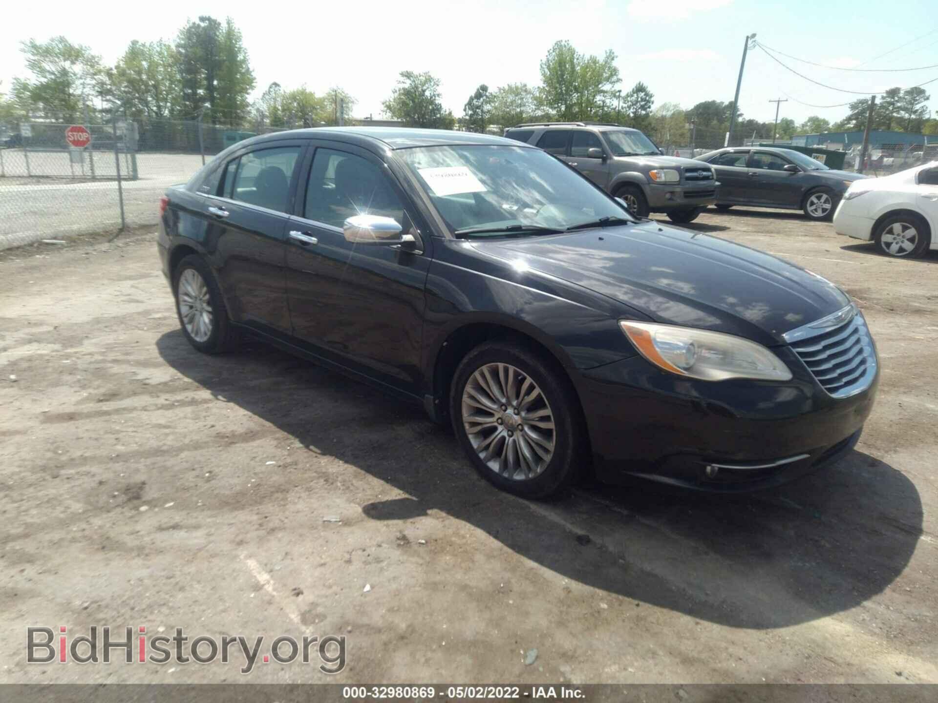 Фотография 1C3BC2FG5BN520611 - CHRYSLER 200 2011