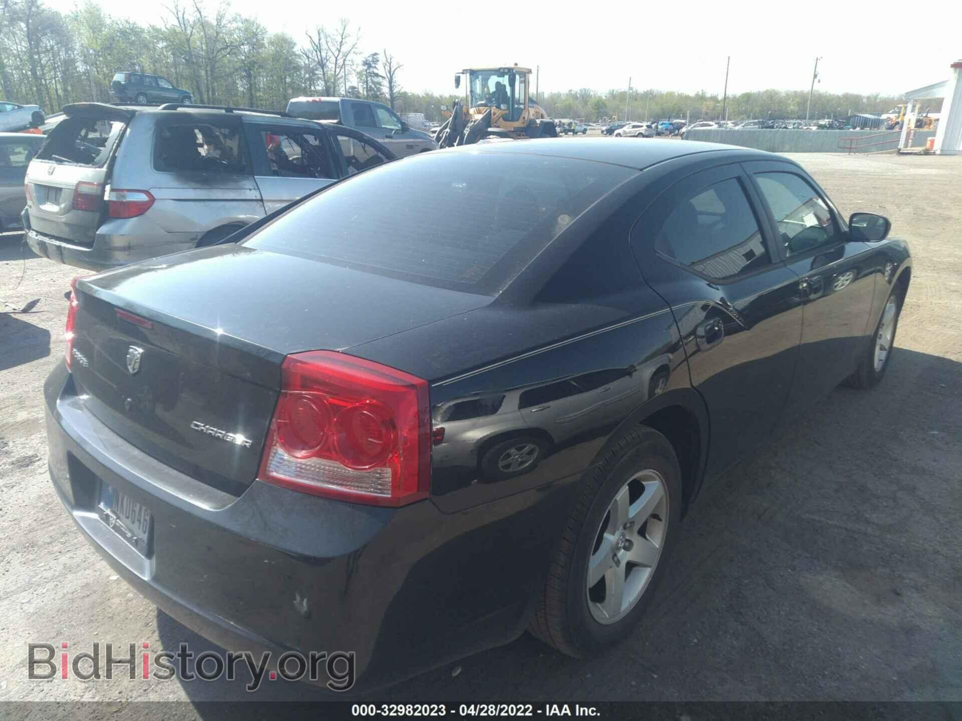 2010 DODGE CHARGER - VIN: 2B3CA4CD7AH250883 - Фото 4