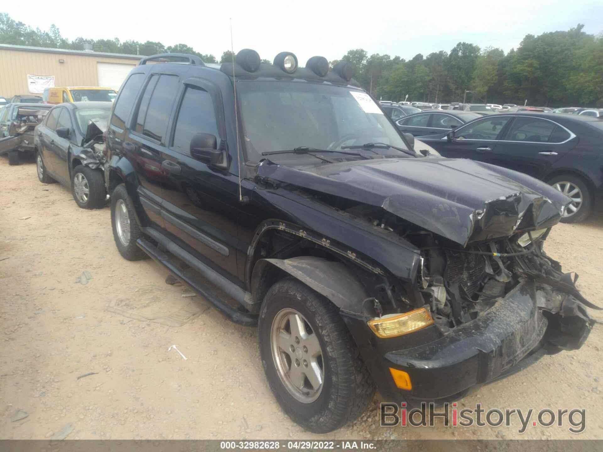 Photo 1J8GK48K57W685456 - JEEP LIBERTY 2007