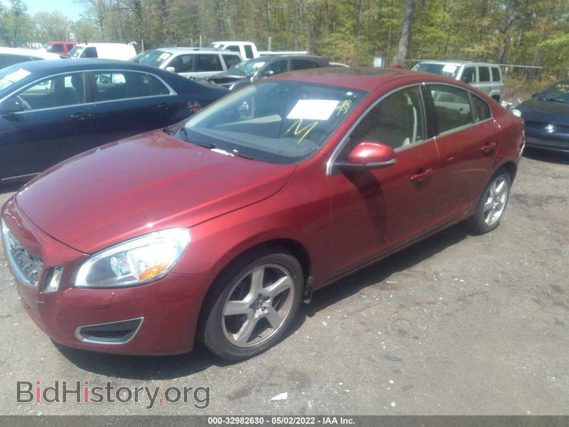 2012 VOLVO S60 - VIN: YV1622FS5C2115009 - Фото 2