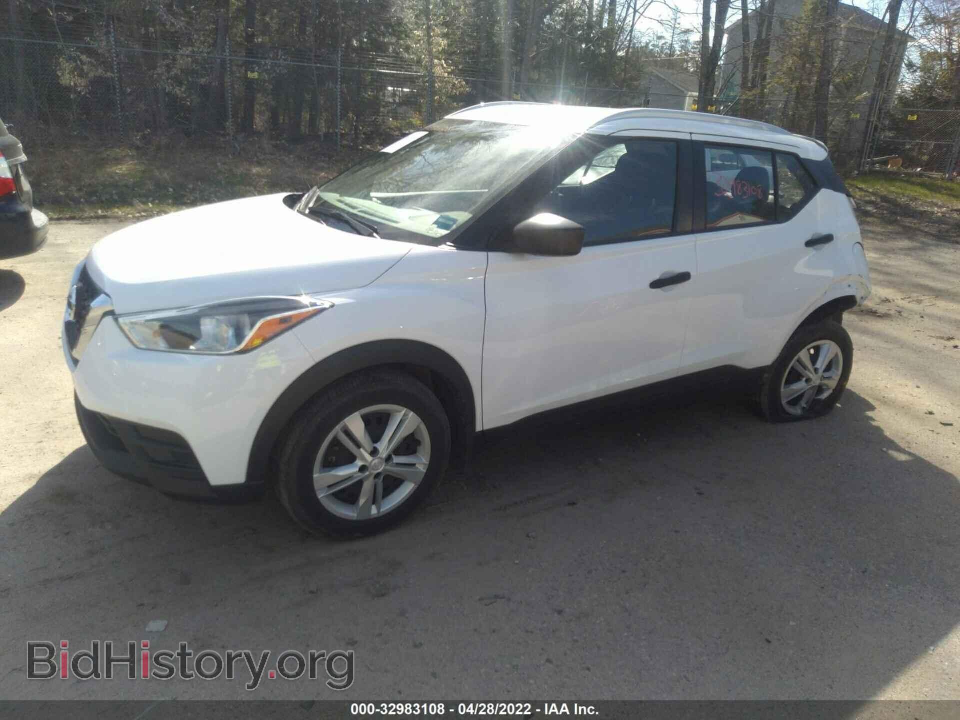 2019 NISSAN KICKS - VIN: 3N1CP5CU3KL524921 - Фото 2