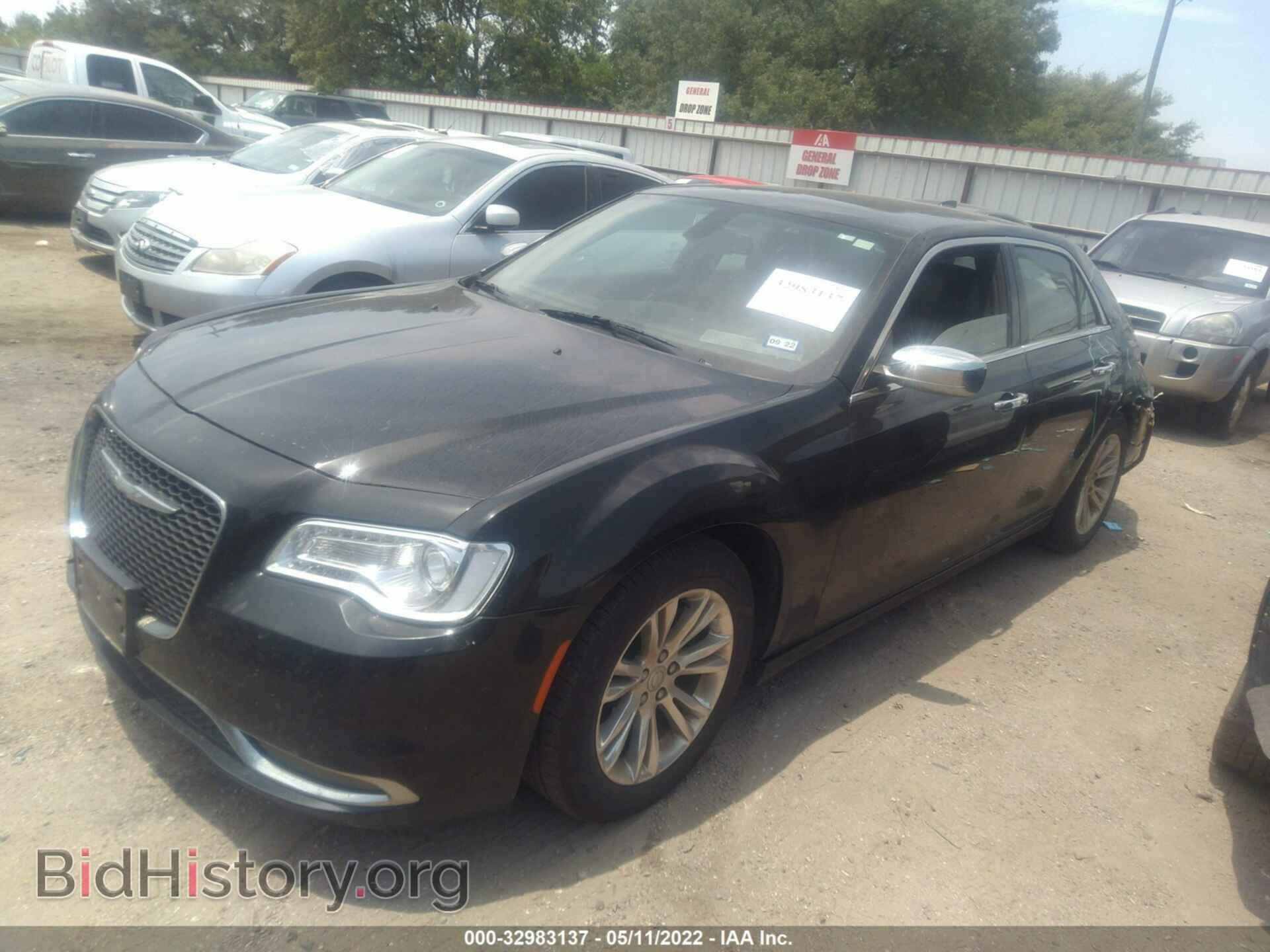 2017 CHRYSLER 300 - VIN: 2C3CCAEG4HH610107 - Фото 2
