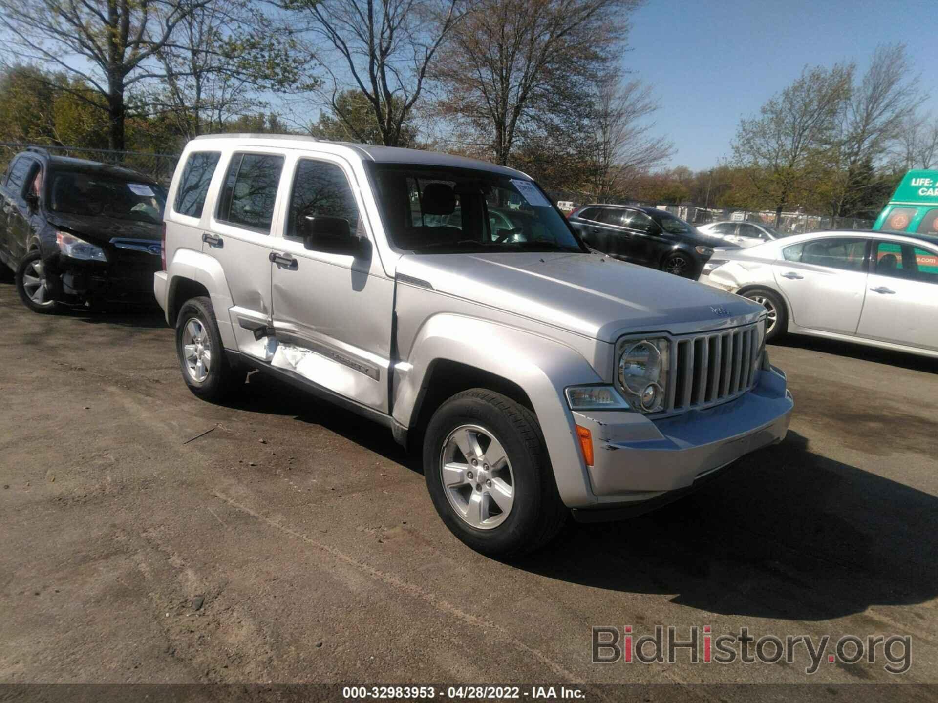 Фотография 1J4PN2GK5BW591777 - JEEP LIBERTY 2011