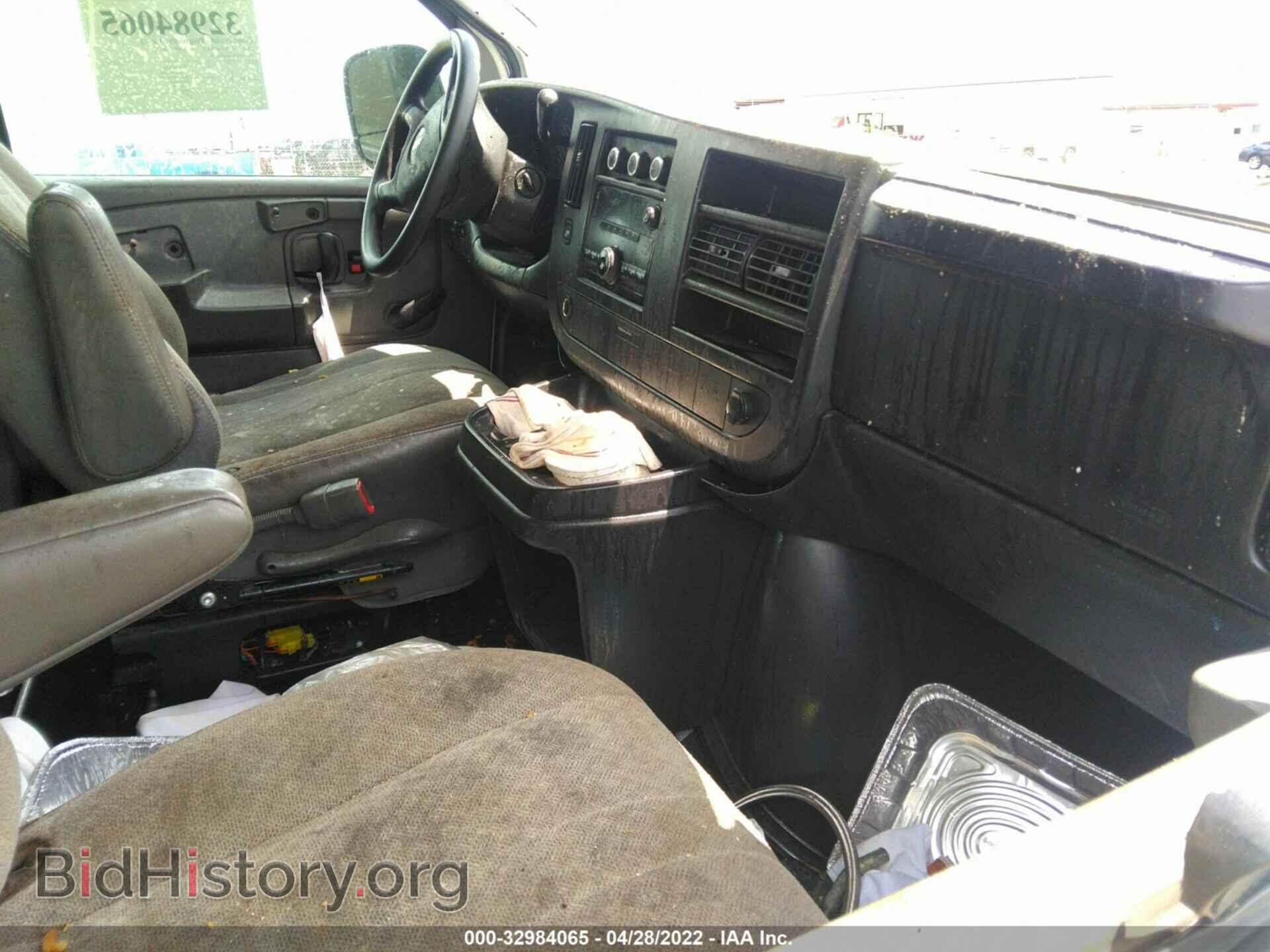 2008 CHEVROLET EXPRESS CARGO VAN - VIN: 1GCFG15X581114454 - Фото 5