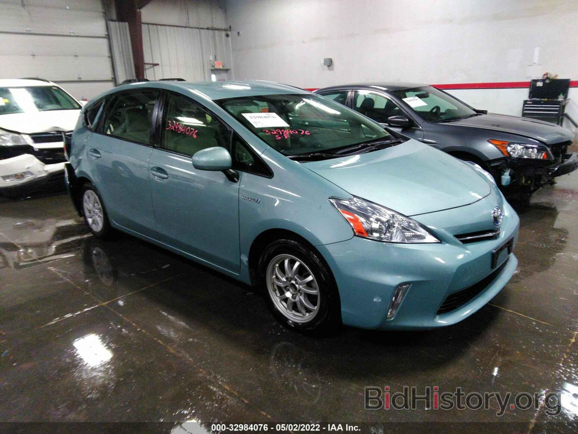 Photo JTDZN3EU3EJ008231 - TOYOTA PRIUS V 2014