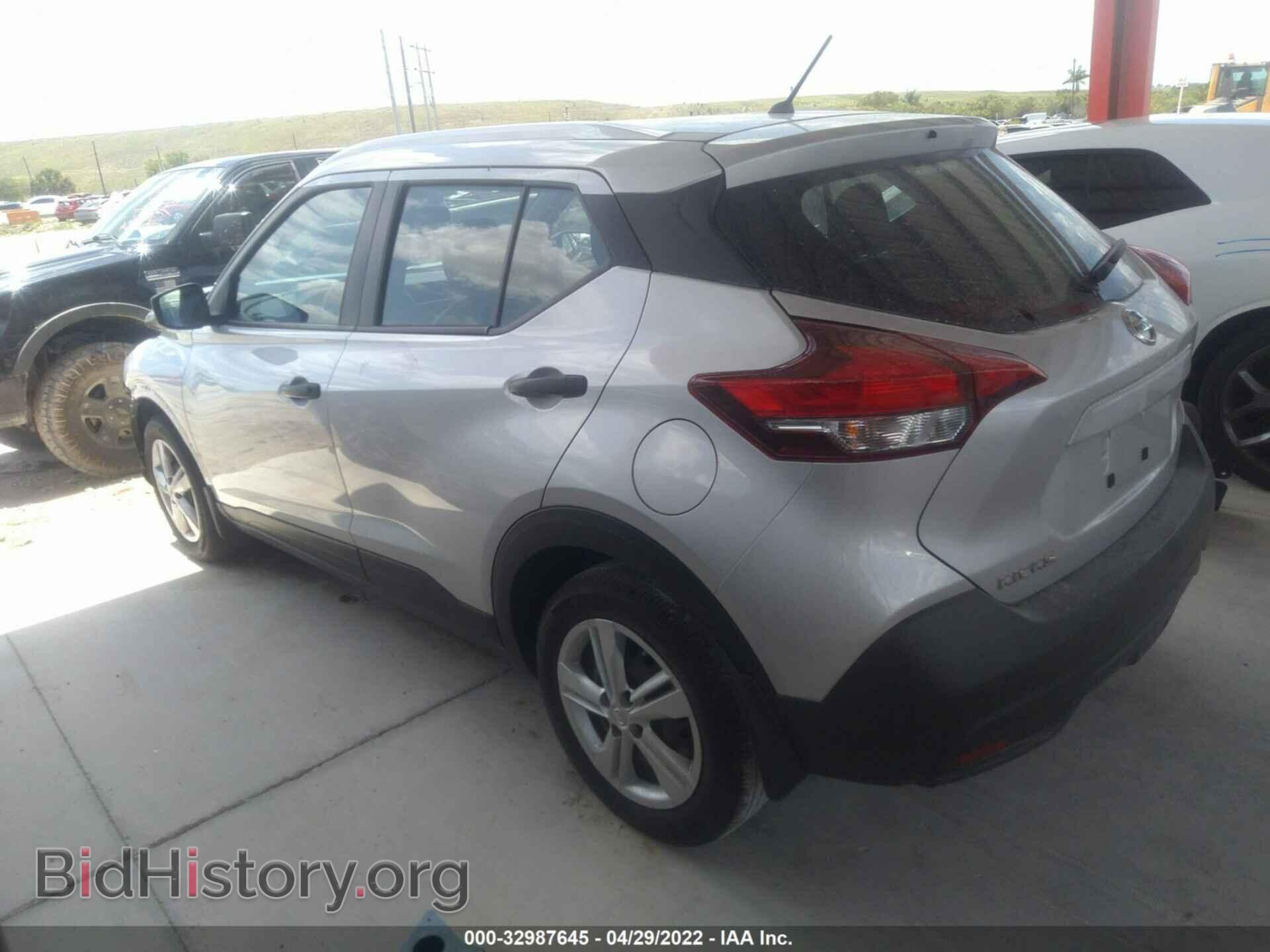 2019 NISSAN KICKS - VIN: 3N1CP5CU5KL565910 - Фото 3