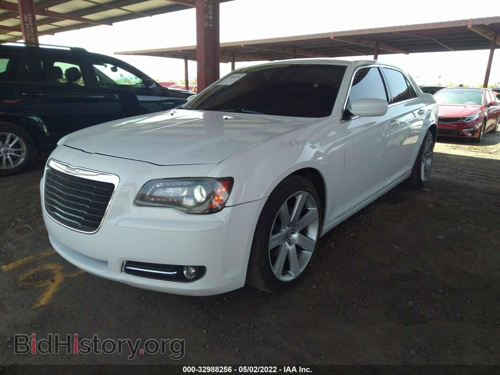 2012 CHRYSLER 300 - VIN: 2C3CCABG2CH180753 - Фото 2