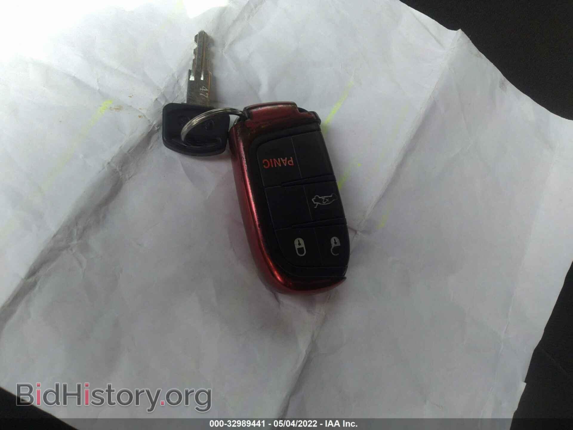 2015 CHRYSLER 200 - VIN: 1C3CCCAB3FN733889 - Фото 11