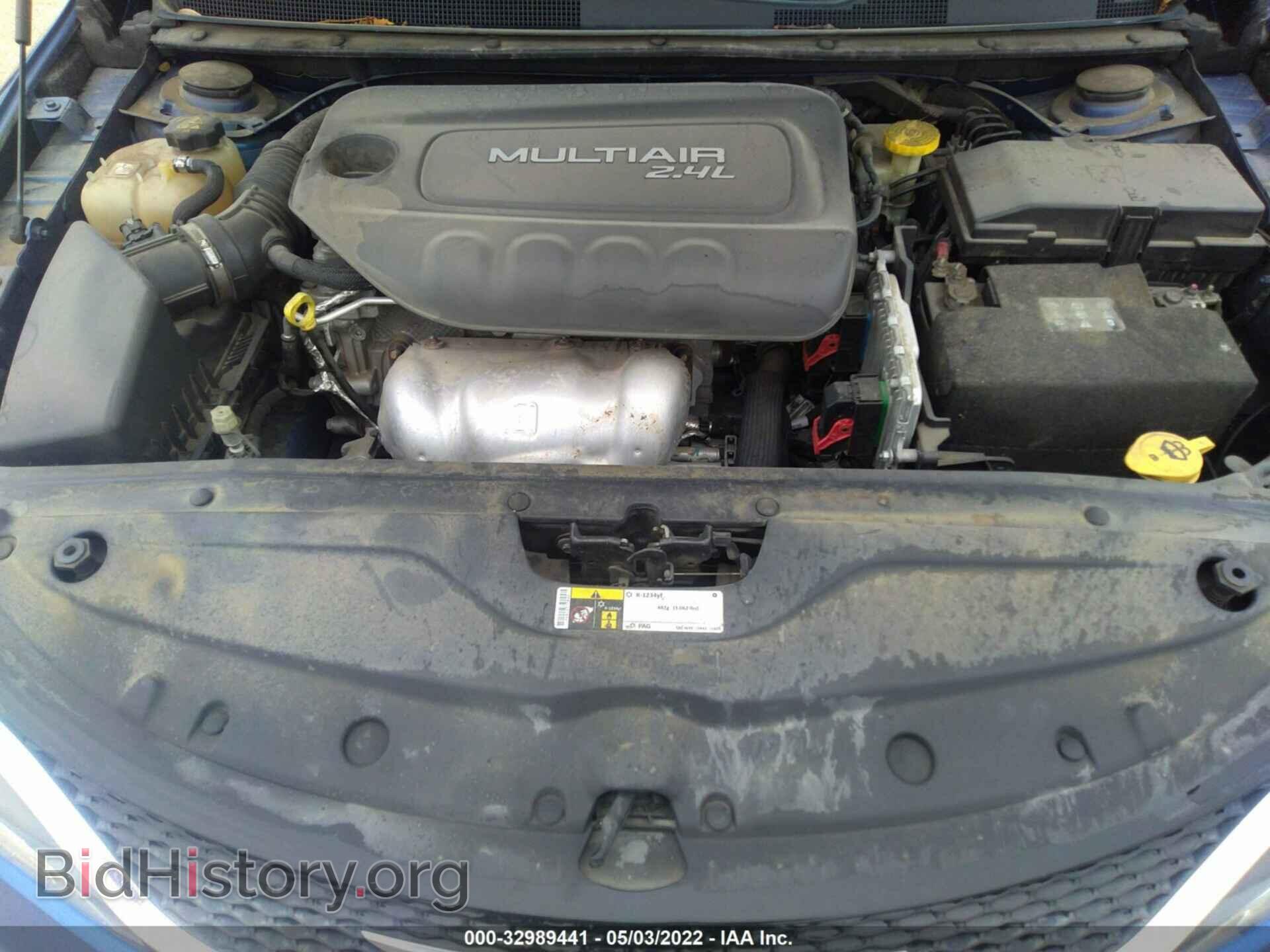 2015 CHRYSLER 200 - VIN: 1C3CCCAB3FN733889 - Фото 10