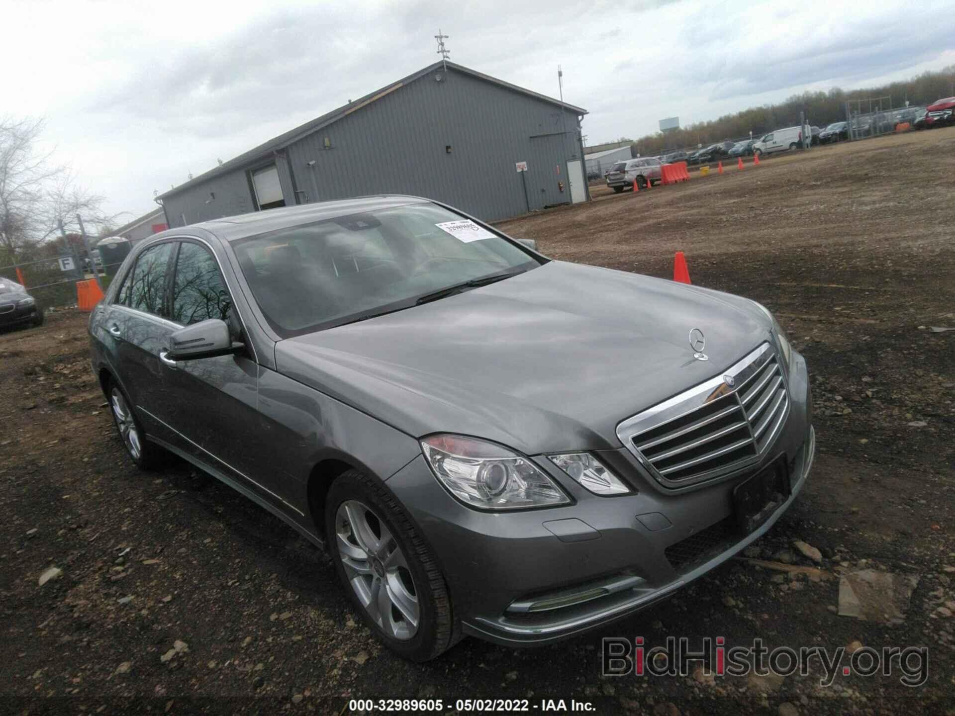 Photo WDDHF8HB1BA375176 - MERCEDES-BENZ E-CLASS 2011