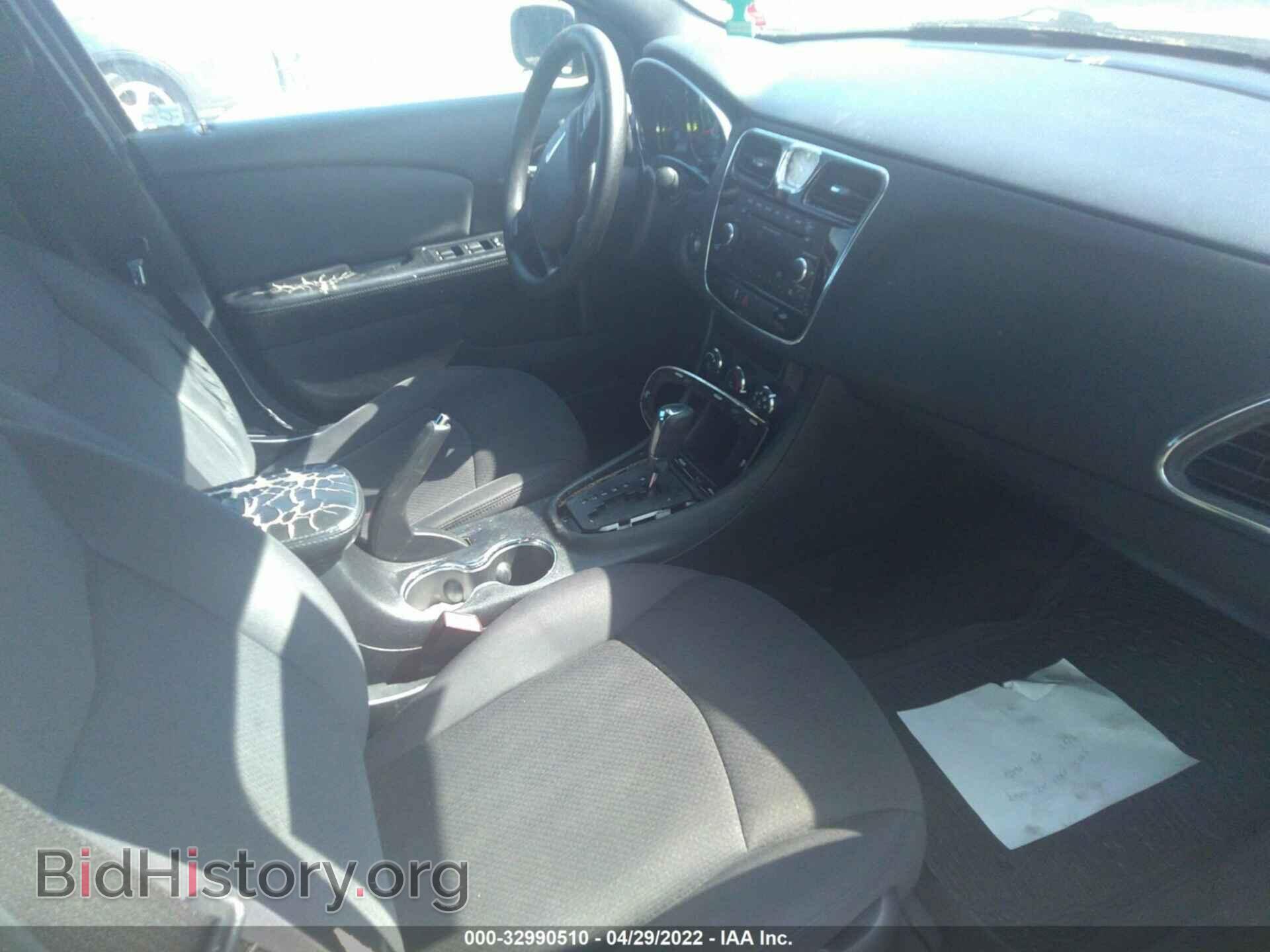 2012 CHRYSLER 200 - VIN: 1C3CCBAB2CN319010 - Photo 5