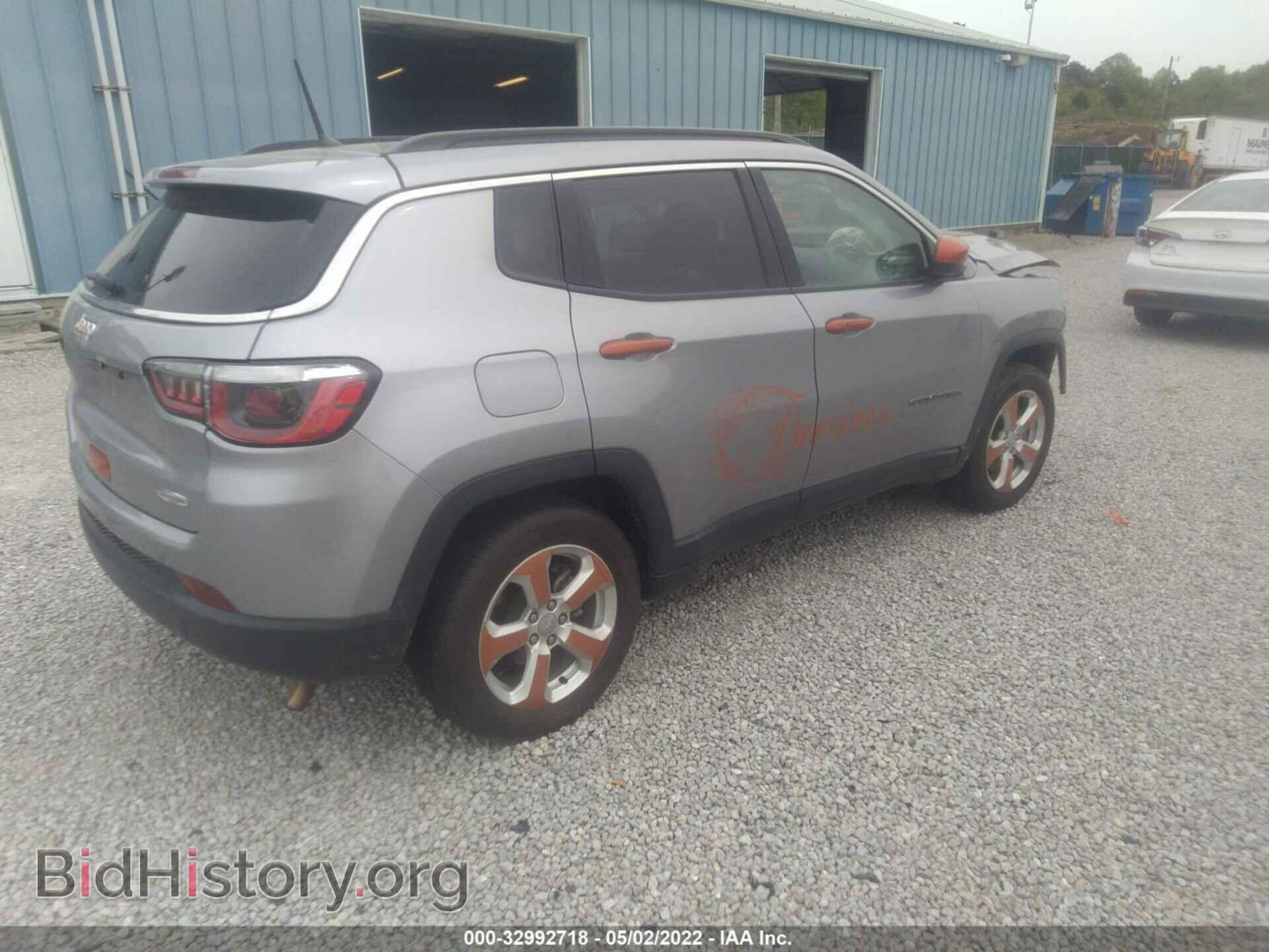 2017 JEEP COMPASS - VIN: 3C4NJCBB3HT693888 - Фото 4