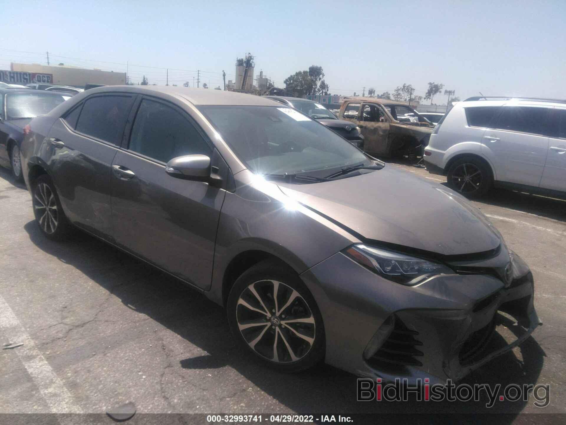 Photo 5YFBURHE6HP699041 - TOYOTA COROLLA 2017