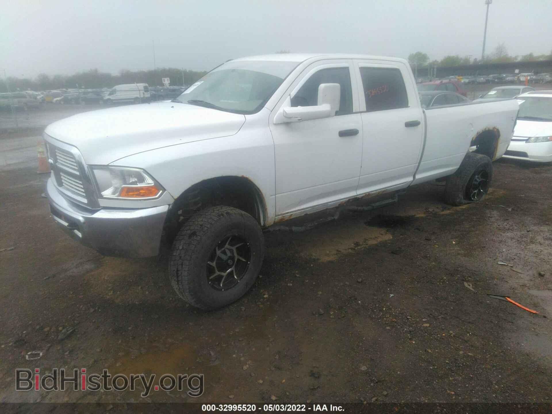 2011 RAM 2500 - VIN: 3D7TT2CT2BG584251 - Photo 2