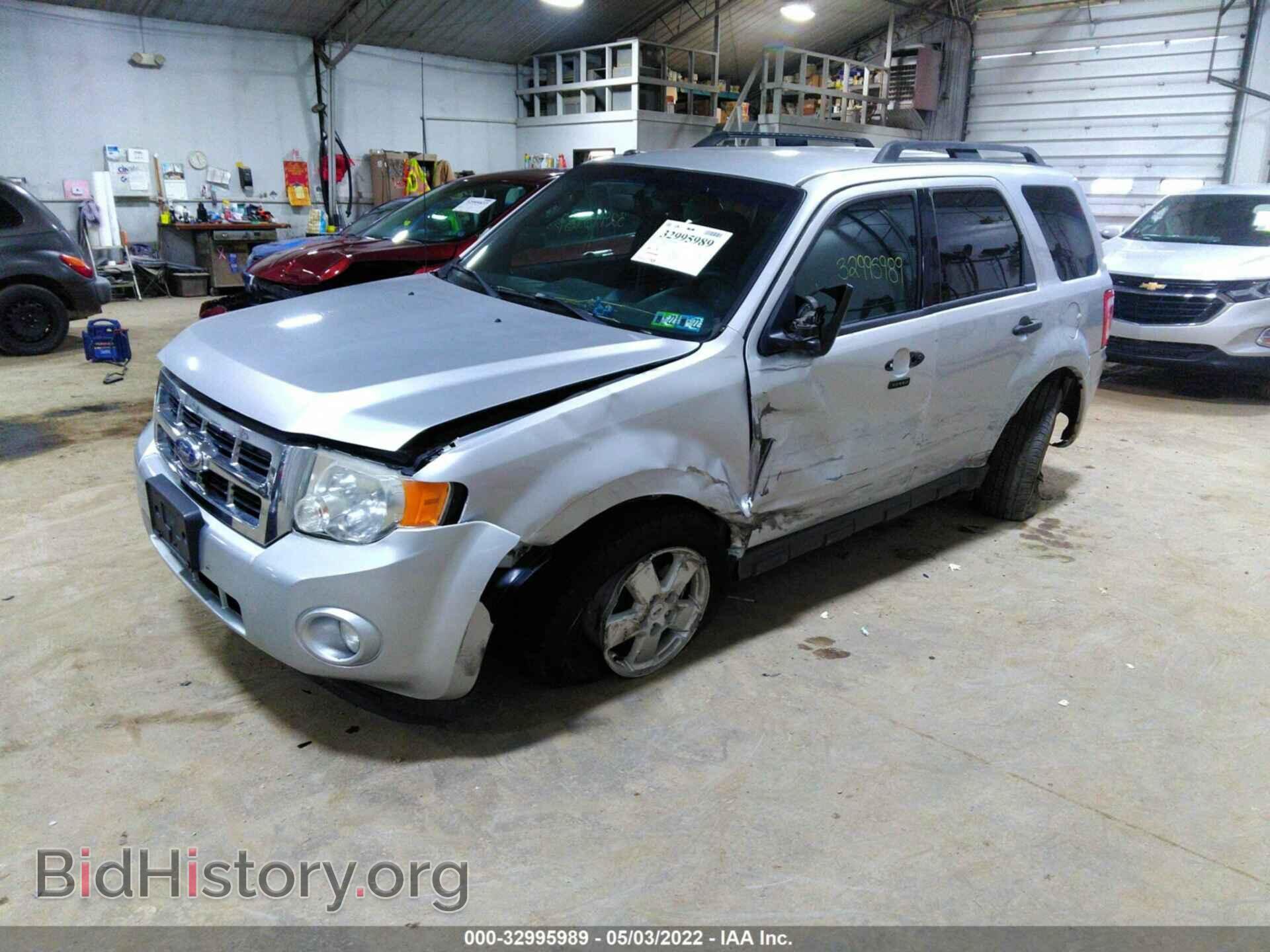 2011 FORD ESCAPE - VIN: 1FMCU9D70BKB34376 - Photo 2