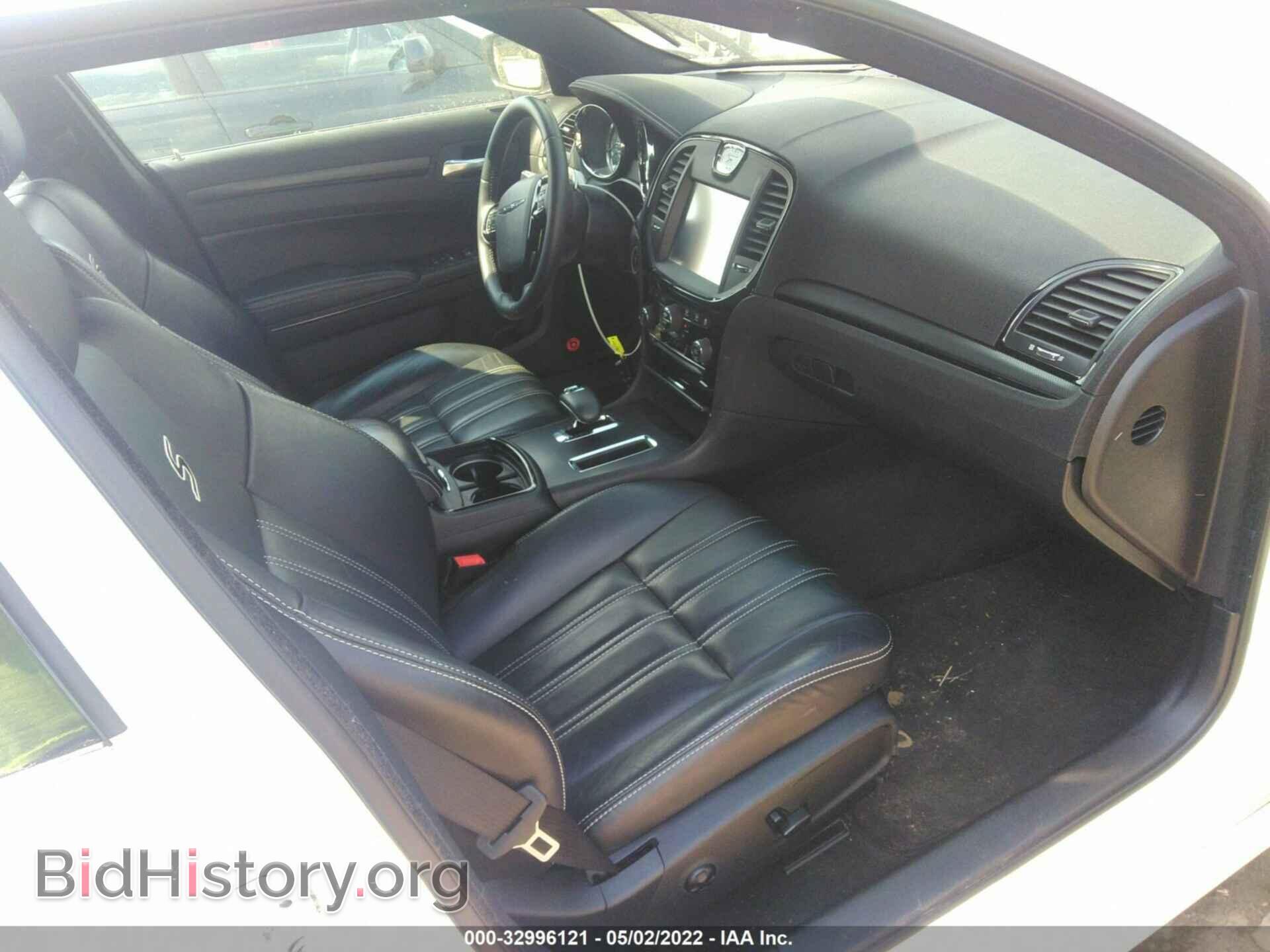 2013 CHRYSLER 300 - VIN: 2C3CCABG2DH743639 - Фото 5