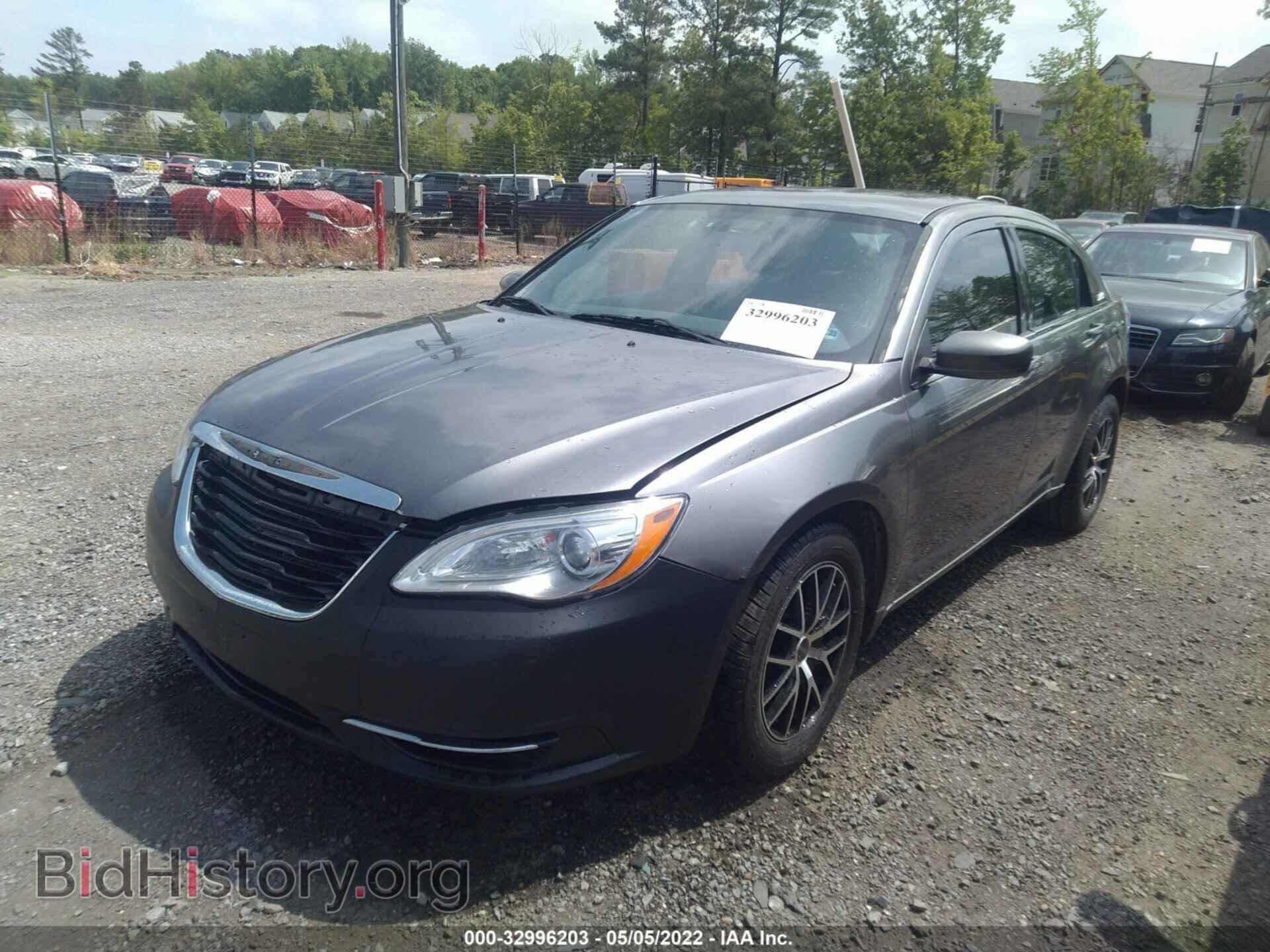 2012 CHRYSLER 200 - VIN: 1C3CCBAB9CN289620 - Фото 2