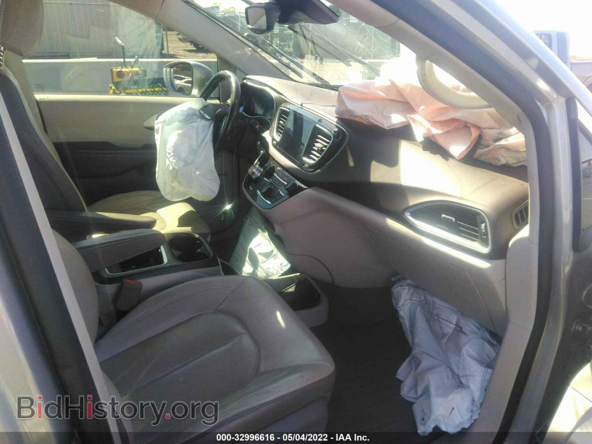 2017 CHRYSLER PACIFICA - VIN: 2C4RC1EG8HR664008 - Photo 5