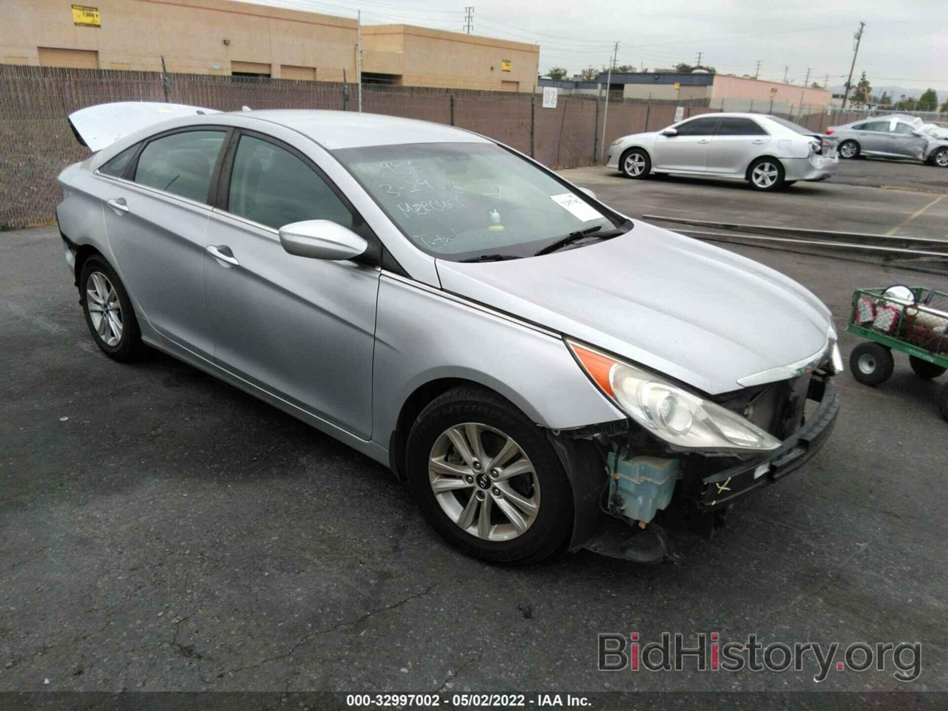 Photo 5NPEB4AC4BH128764 - HYUNDAI SONATA 2011