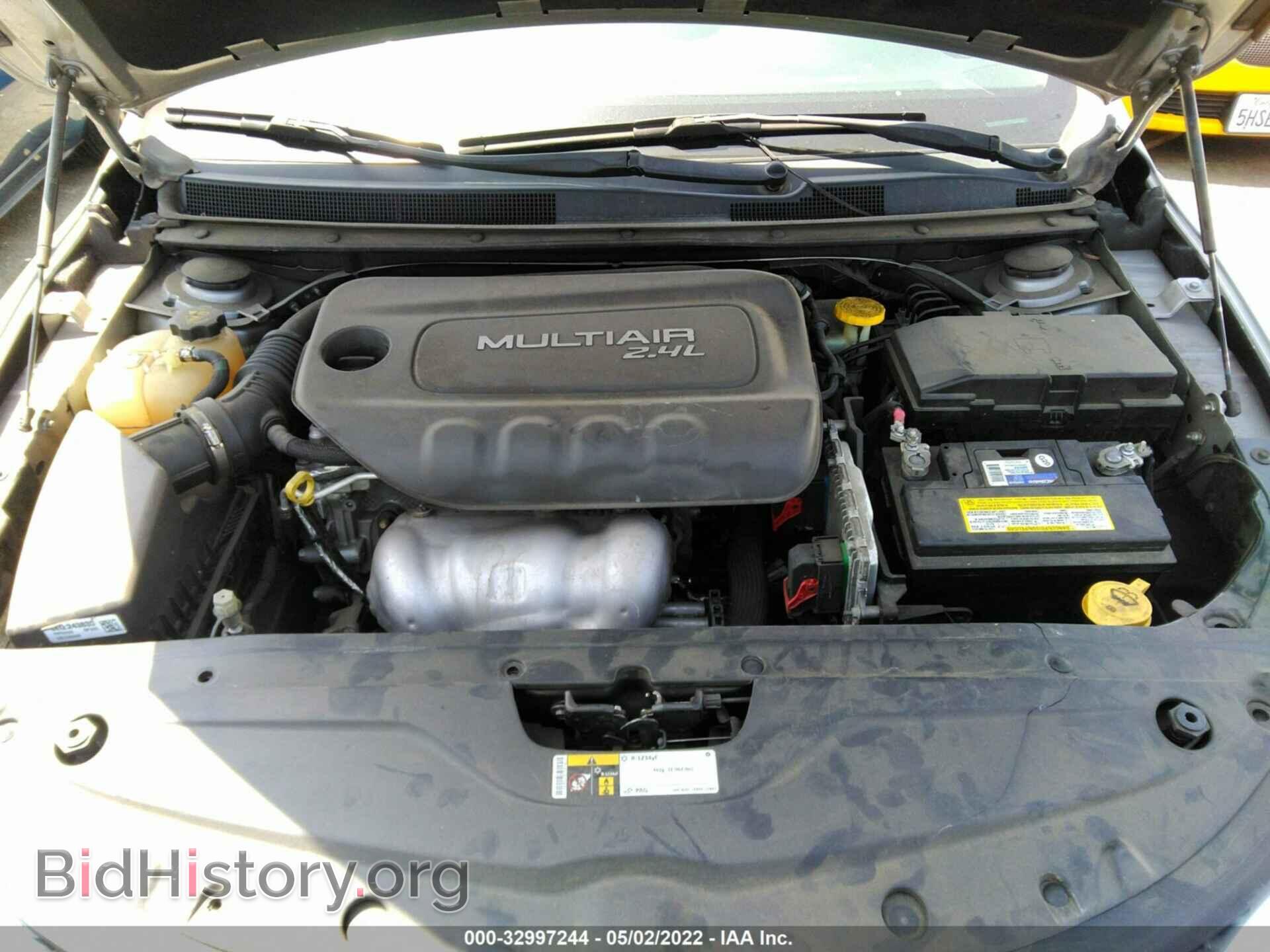 2015 CHRYSLER 200 - VIN: 1C3CCCAB4FN697727 - Фото 10