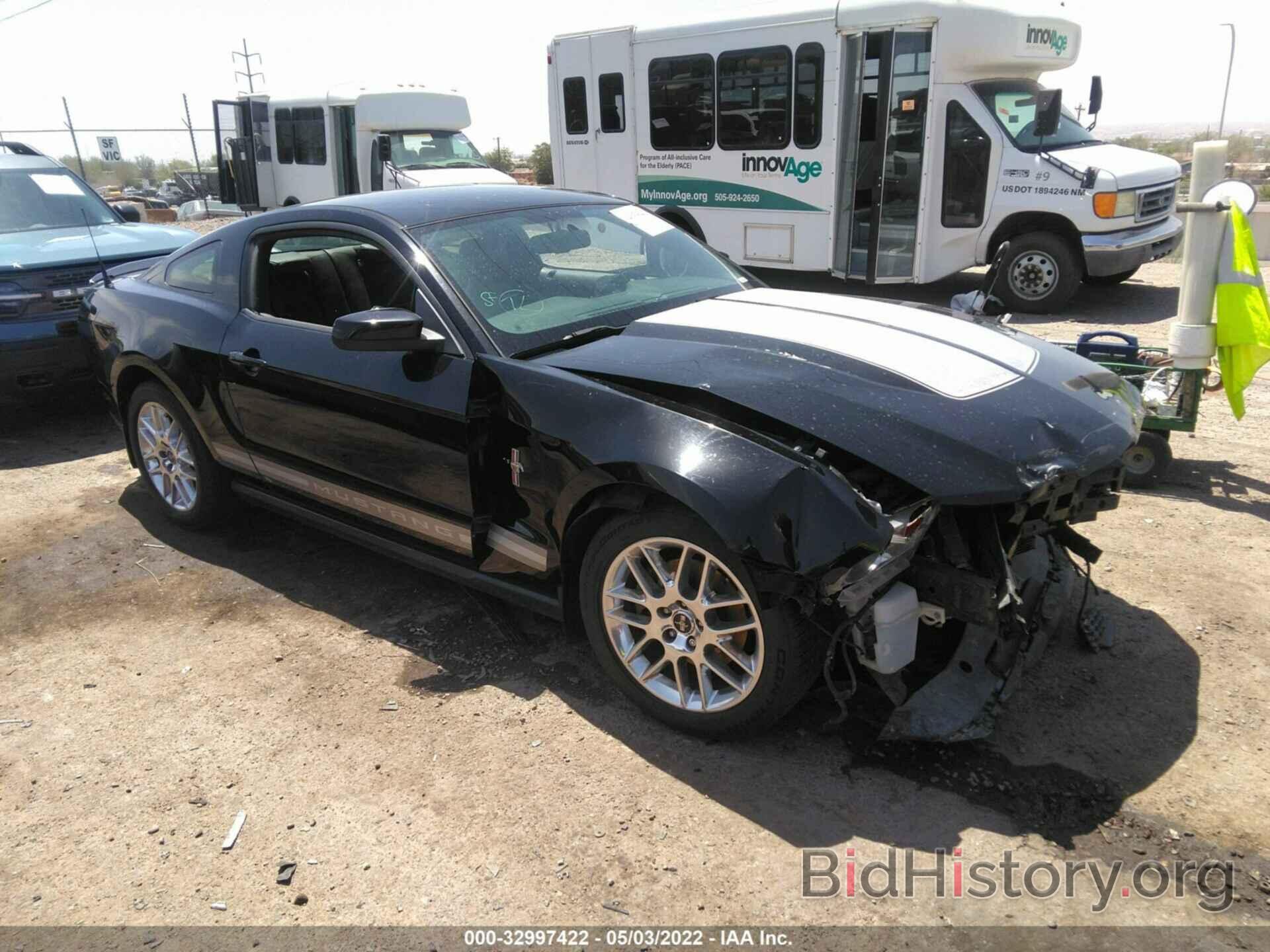 Photo 1ZVBP8AM0C5262111 - FORD MUSTANG 2012