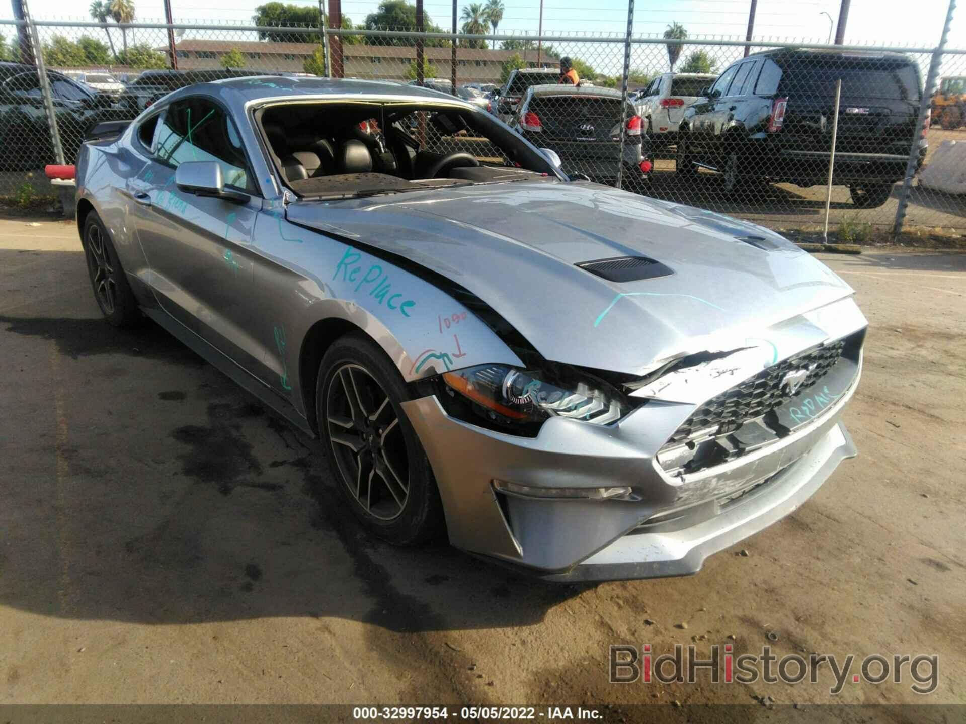 Photo 1FA6P8TH3L5136786 - FORD MUSTANG 2020