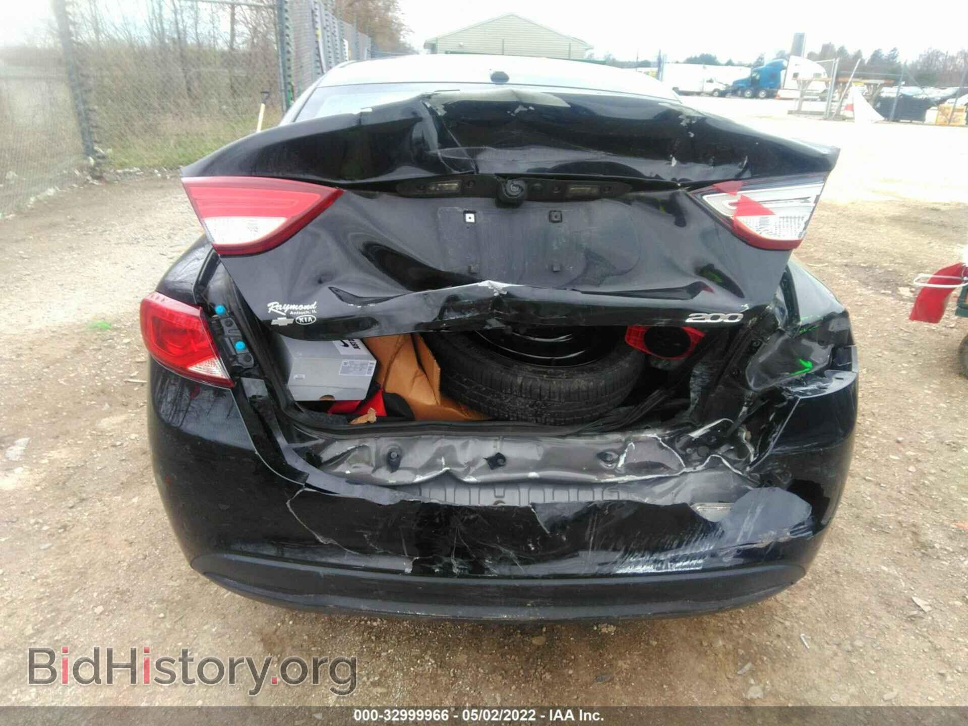 2015 CHRYSLER 200 - VIN: 1C3CCCAB9FN689932 - Фото 6