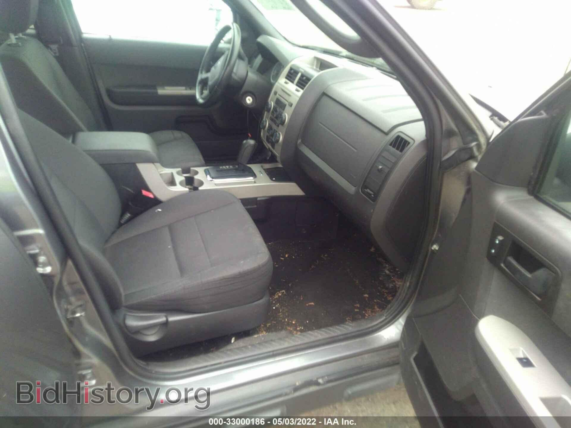 2011 FORD ESCAPE - VIN: 1FMCU0DG7BKC28444 - Photo 5