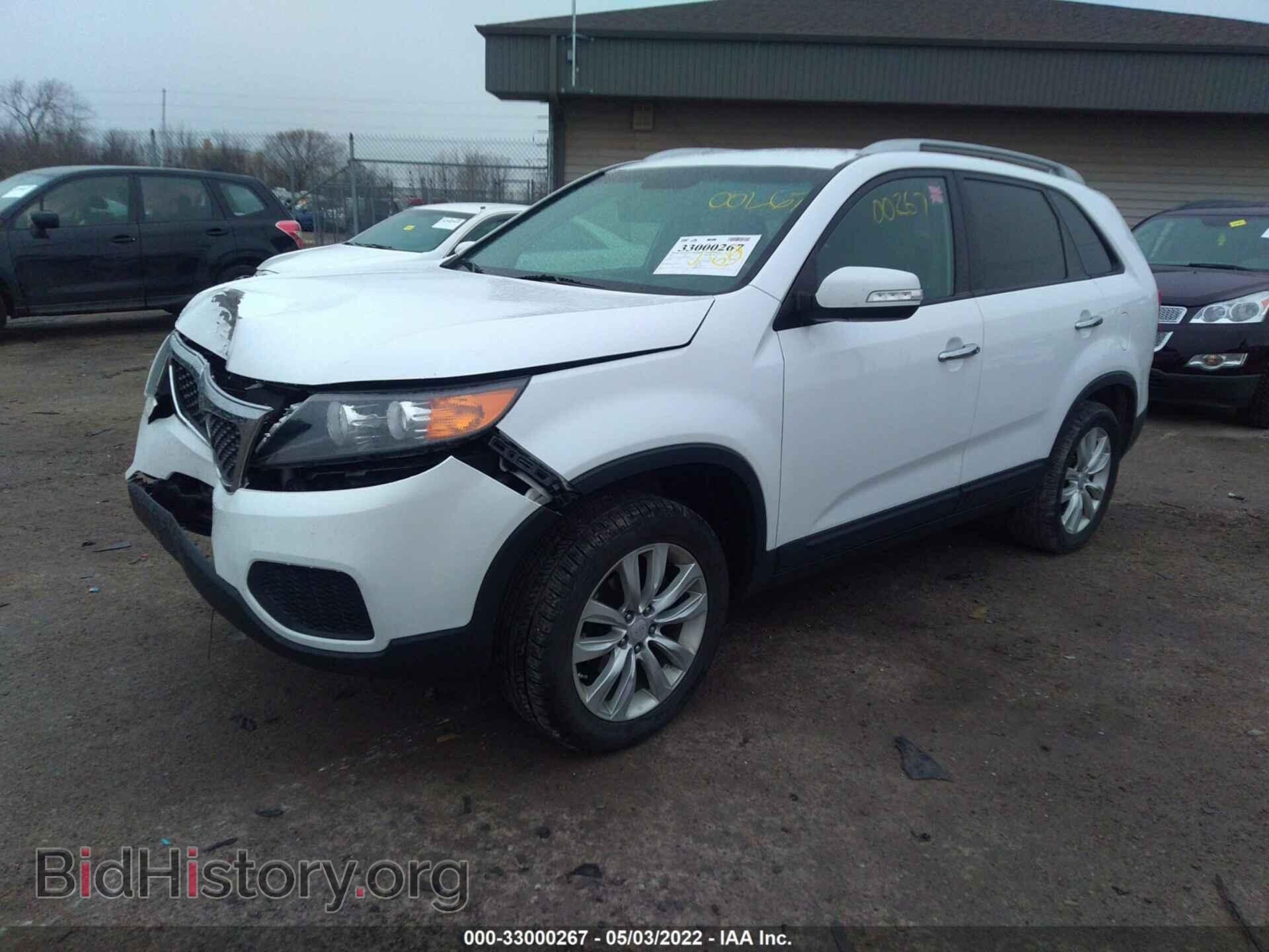 2011 KIA SORENTO - VIN: 5XYKT4A27BG064802 - Фото 2