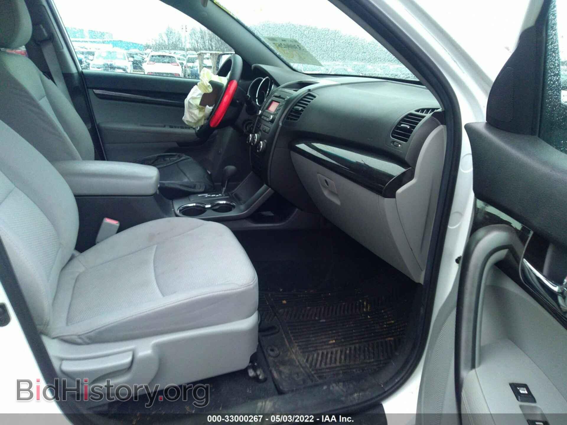 2011 KIA SORENTO - VIN: 5XYKT4A27BG064802 - Фото 5
