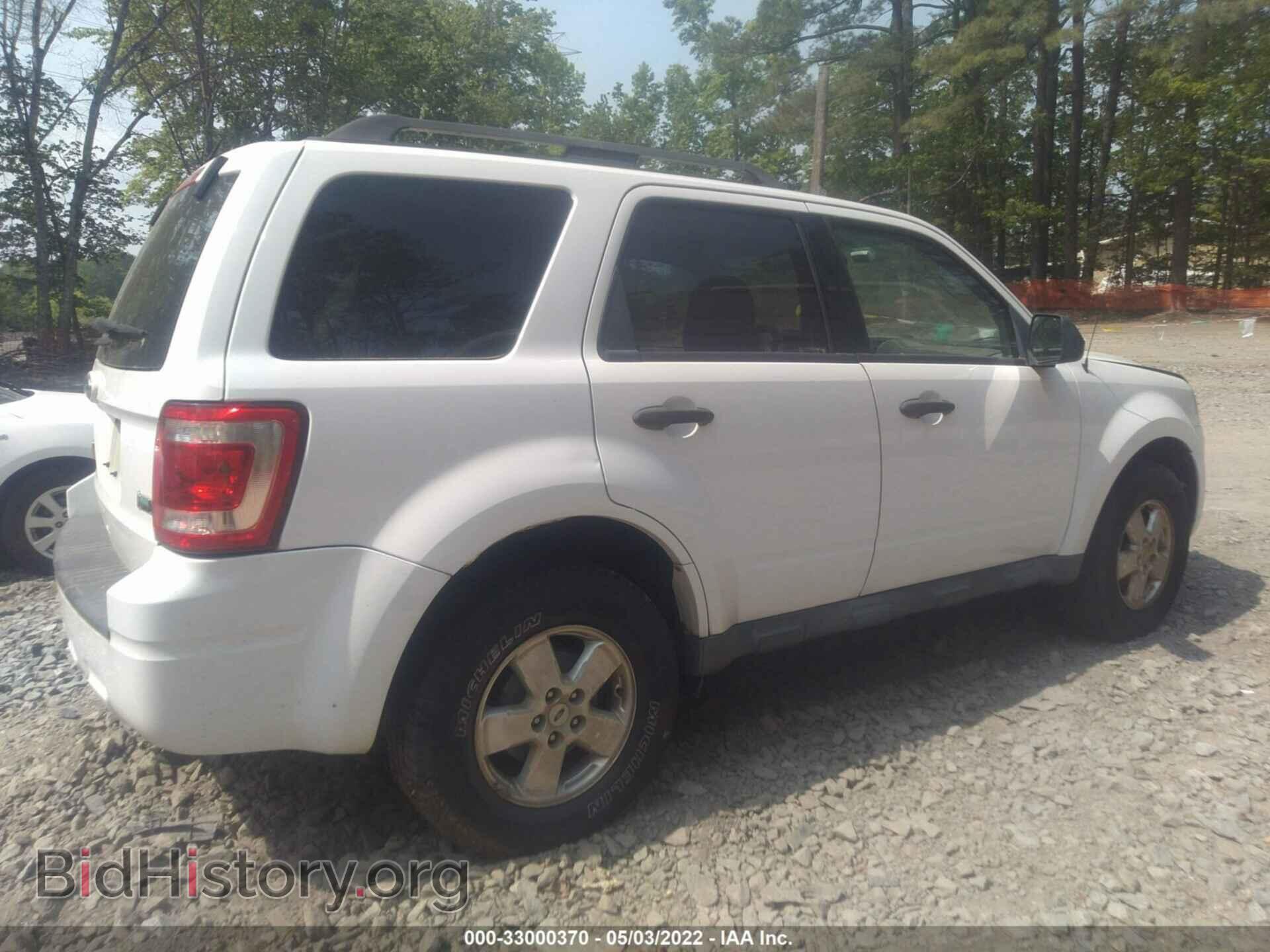 2011 FORD ESCAPE - VIN: 1FMCU9DG4BKB40908 - Фото 4