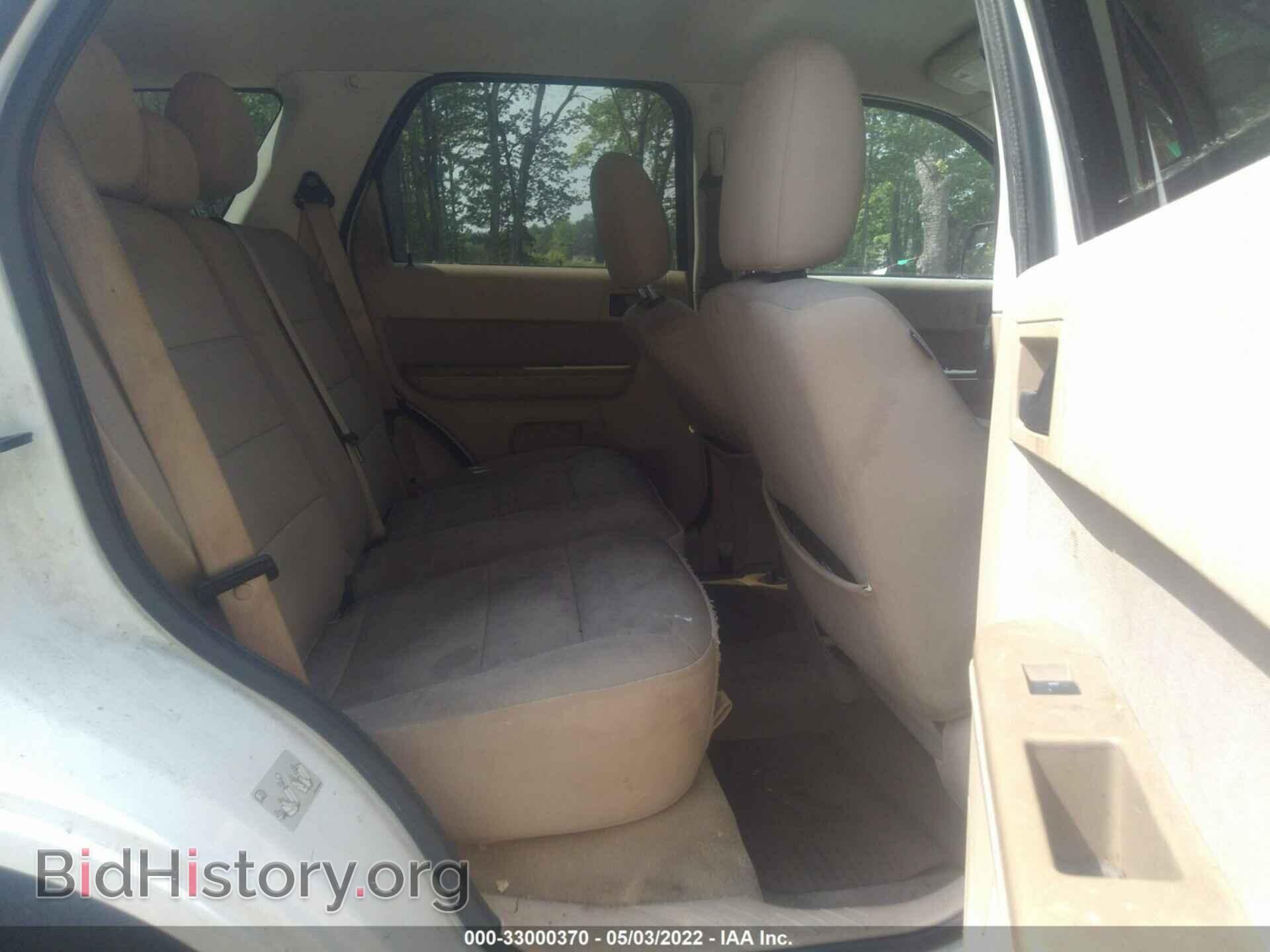 2011 FORD ESCAPE - VIN: 1FMCU9DG4BKB40908 - Фото 8