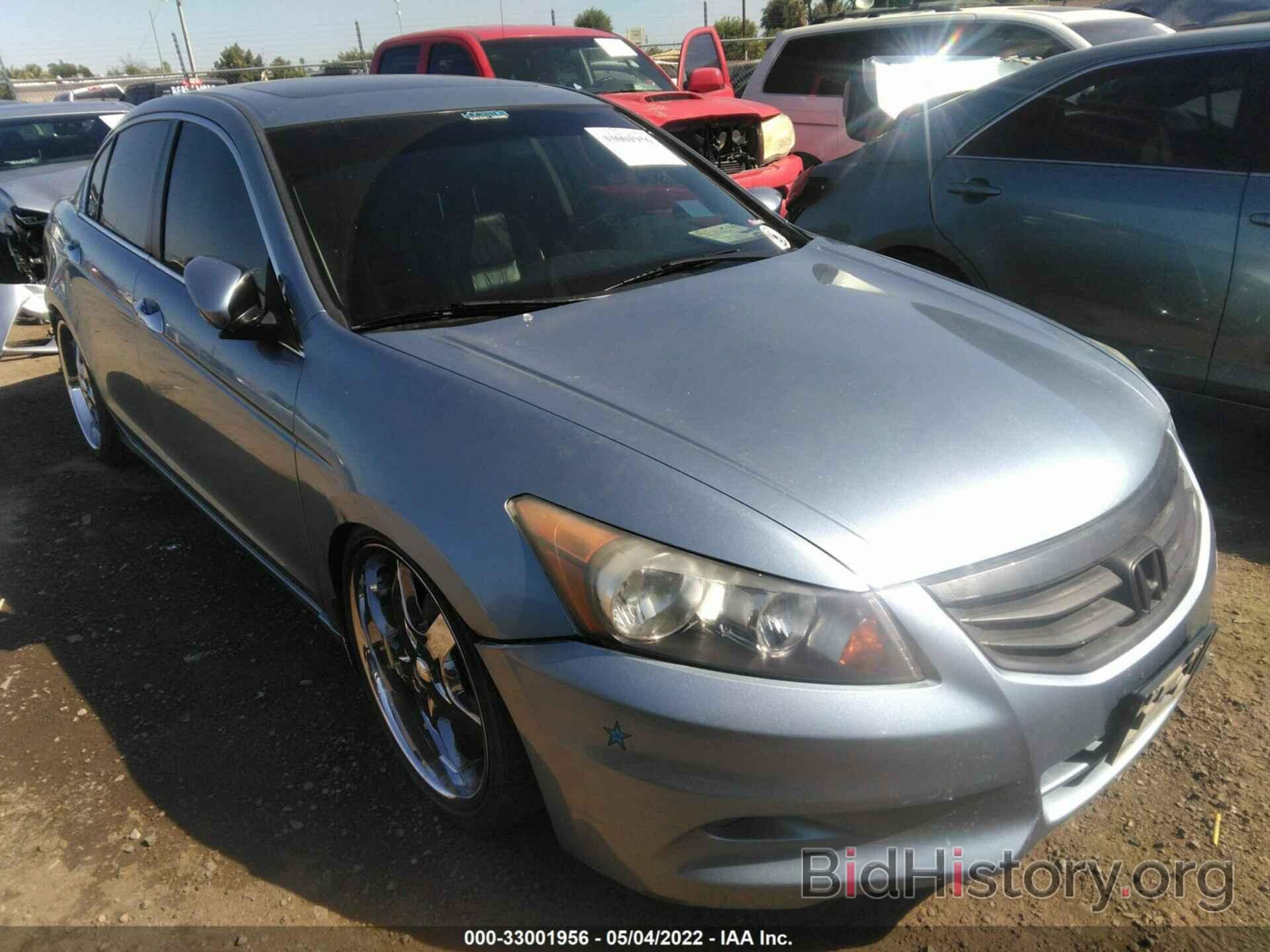 Photo 1HGCP3F85BA025286 - HONDA ACCORD SDN 2011