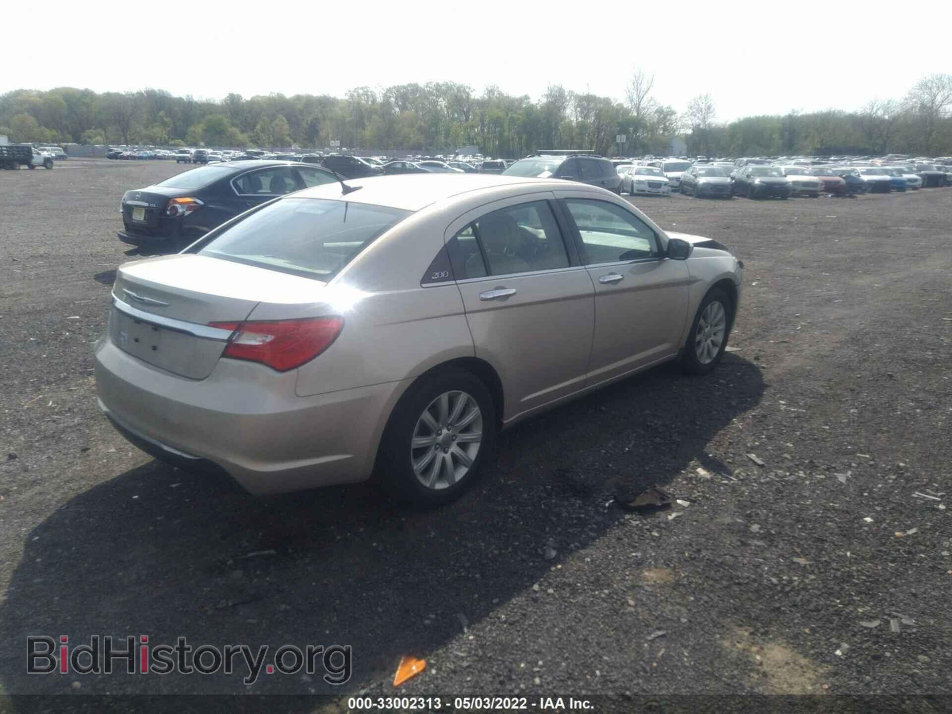 2013 CHRYSLER 200 - VIN: 1C3CCBCG8DN593628 - Photo 4